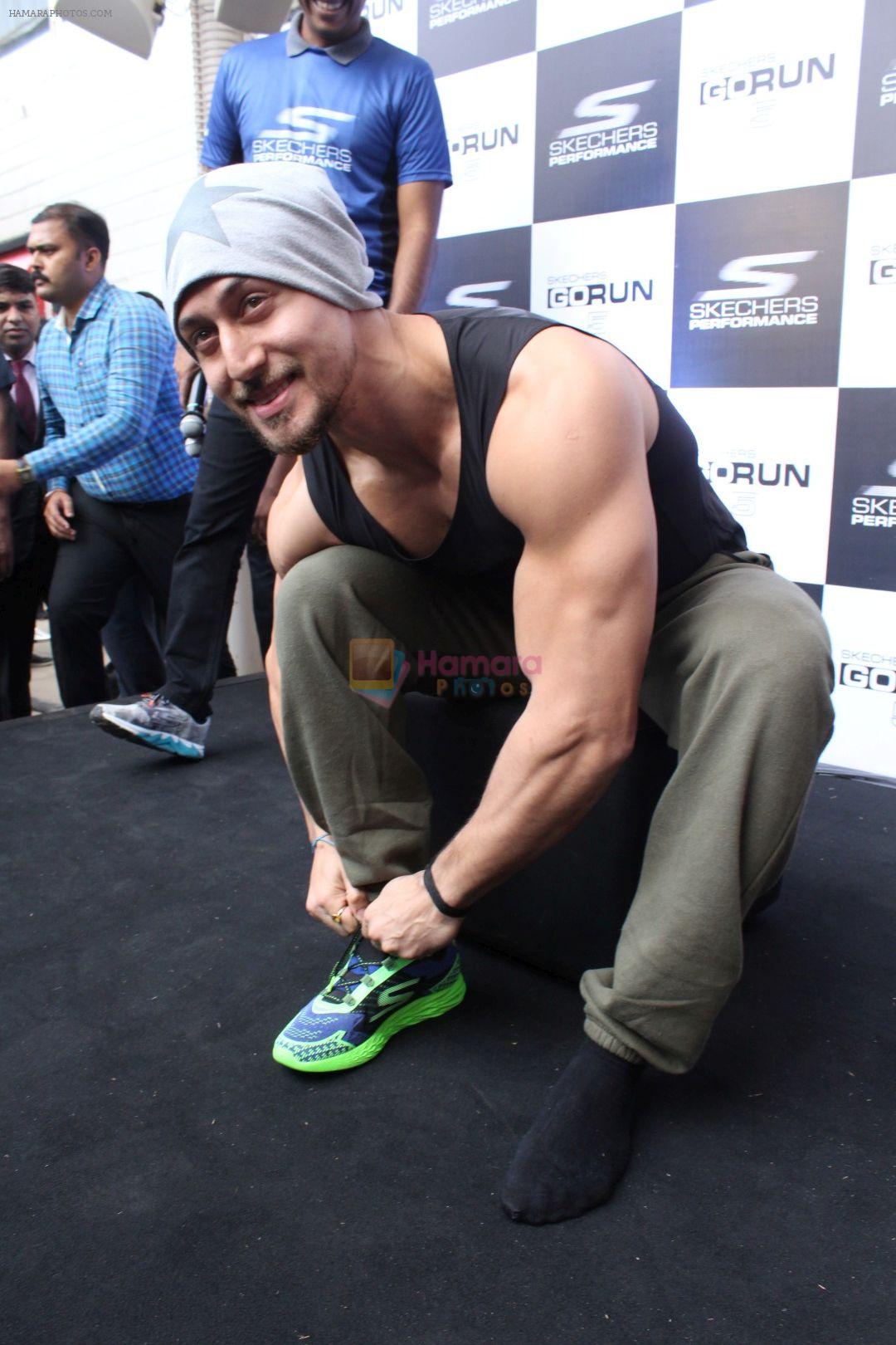 Tiger Shroff at the launch of Skechers Go Run 5 running Shoes on 6th Oct 2017
