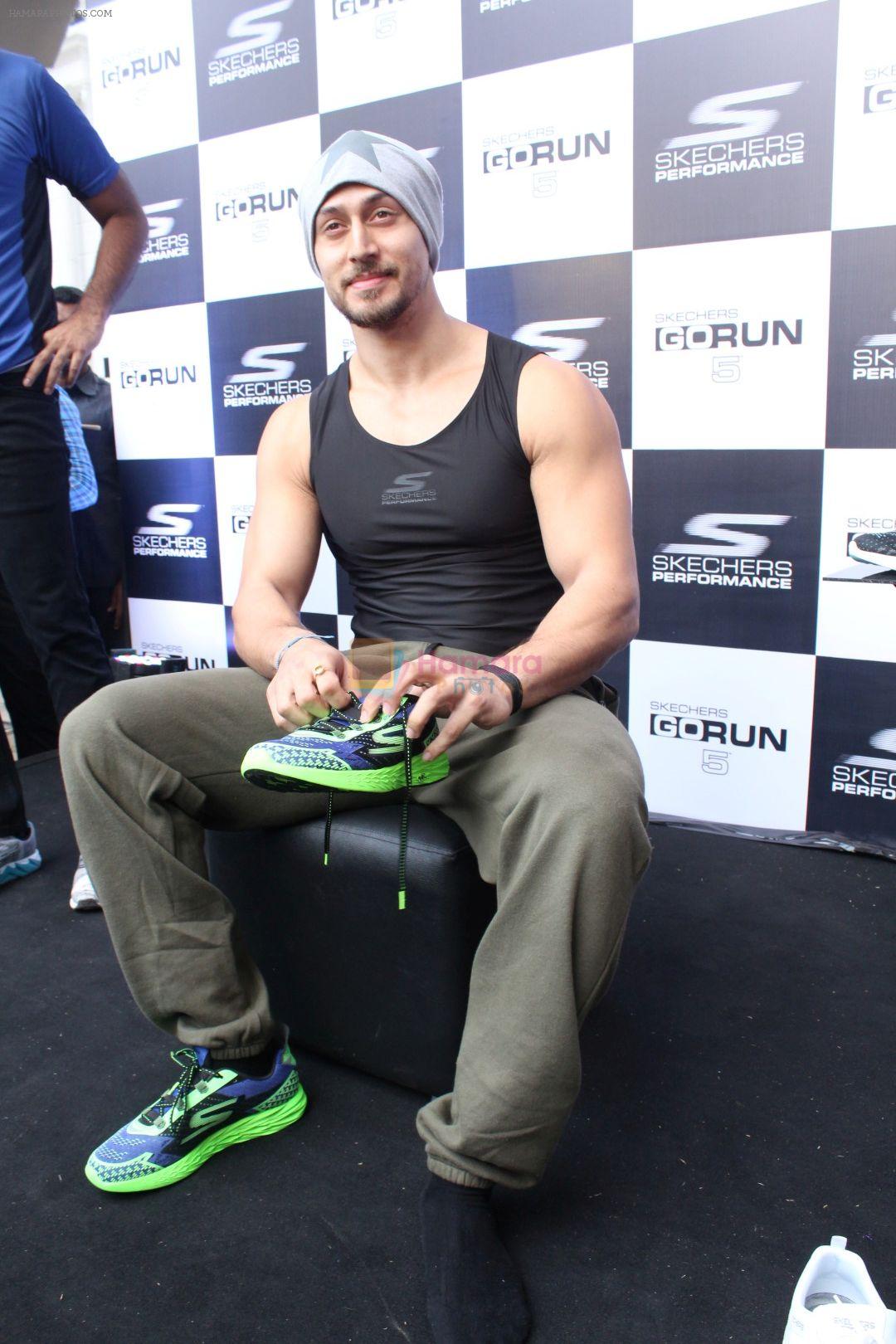 Tiger Shroff at the launch of Skechers Go Run 5 running Shoes on 6th Oct 2017