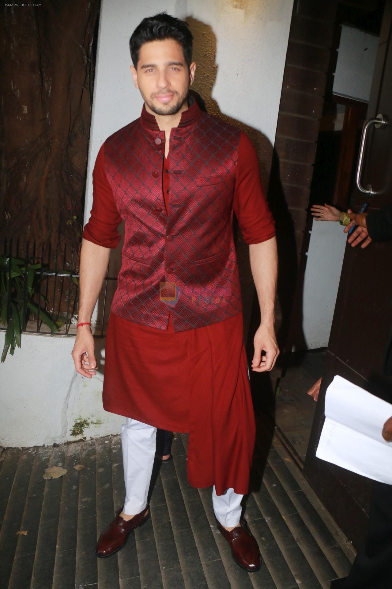 Siddharth Malhotra Pyjama Kurta