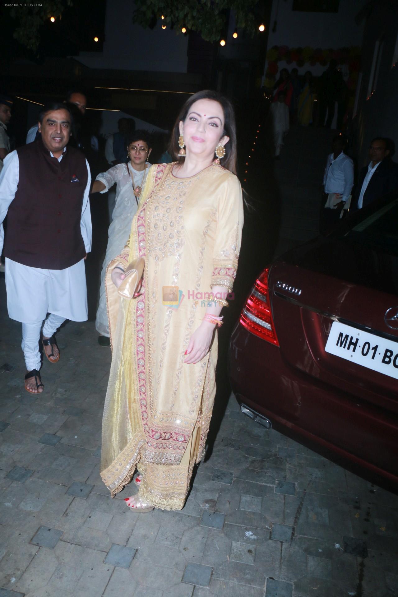 Nita Ambani at Aamir Khan's Diwali party on 20th Oct 2017
