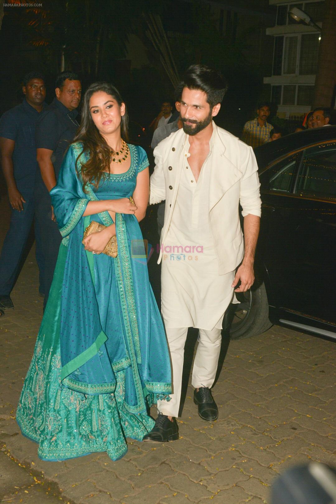 Shahid Kapoor at Anil Kapoor's Diwali party in juhu home on 20th Oct 2017