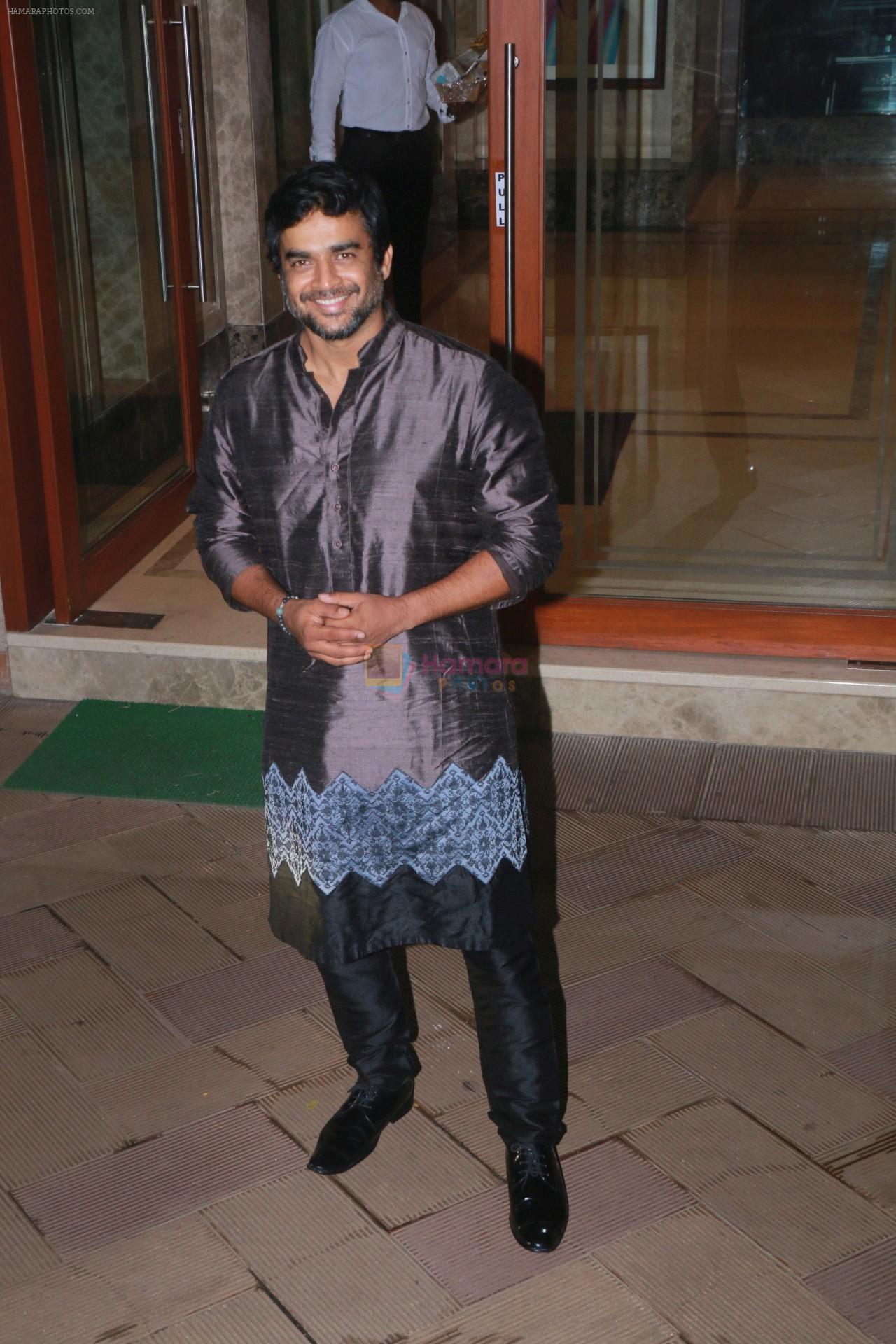 Madhavan at Sanjay Dutt's Diwali party on 20th Oct 2017