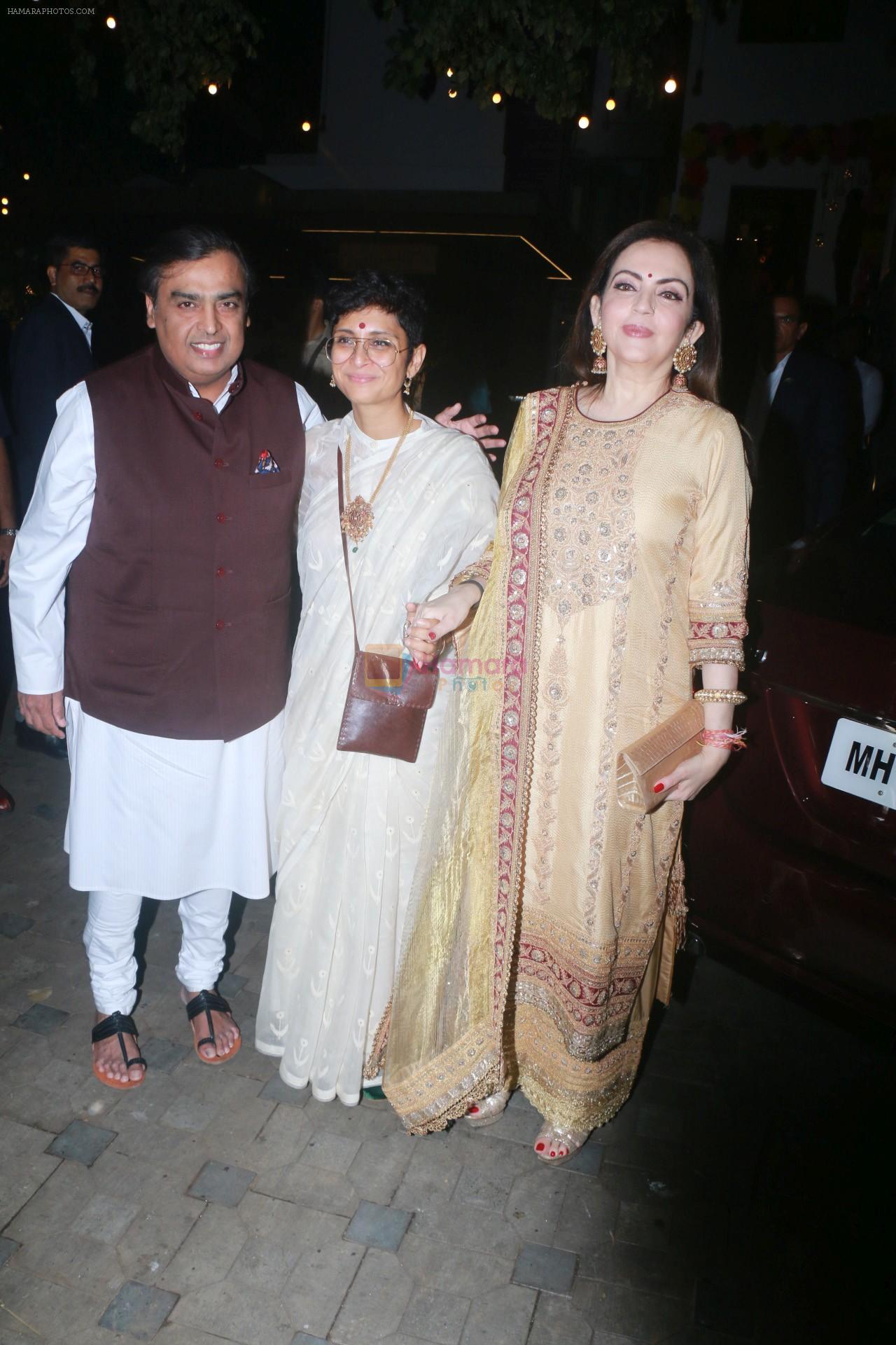Nita Ambani at Aamir Khan's Diwali party on 20th Oct 2017