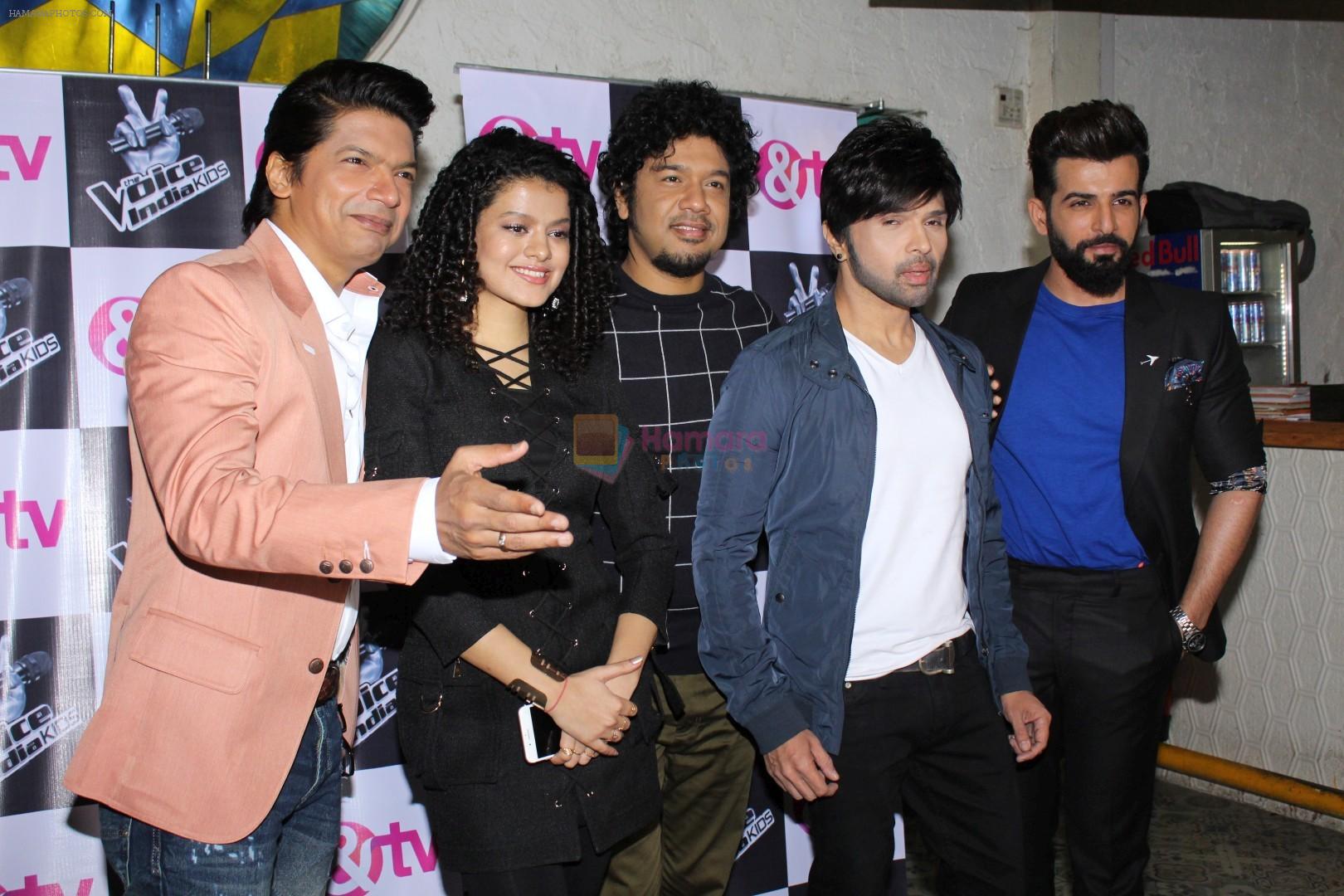 Himesh Reshammiya, Shaan, Palak Muchhal, Jay Bhanushali at the Launch Of The Voice India Kids Session 2 on 30th Oct 2017