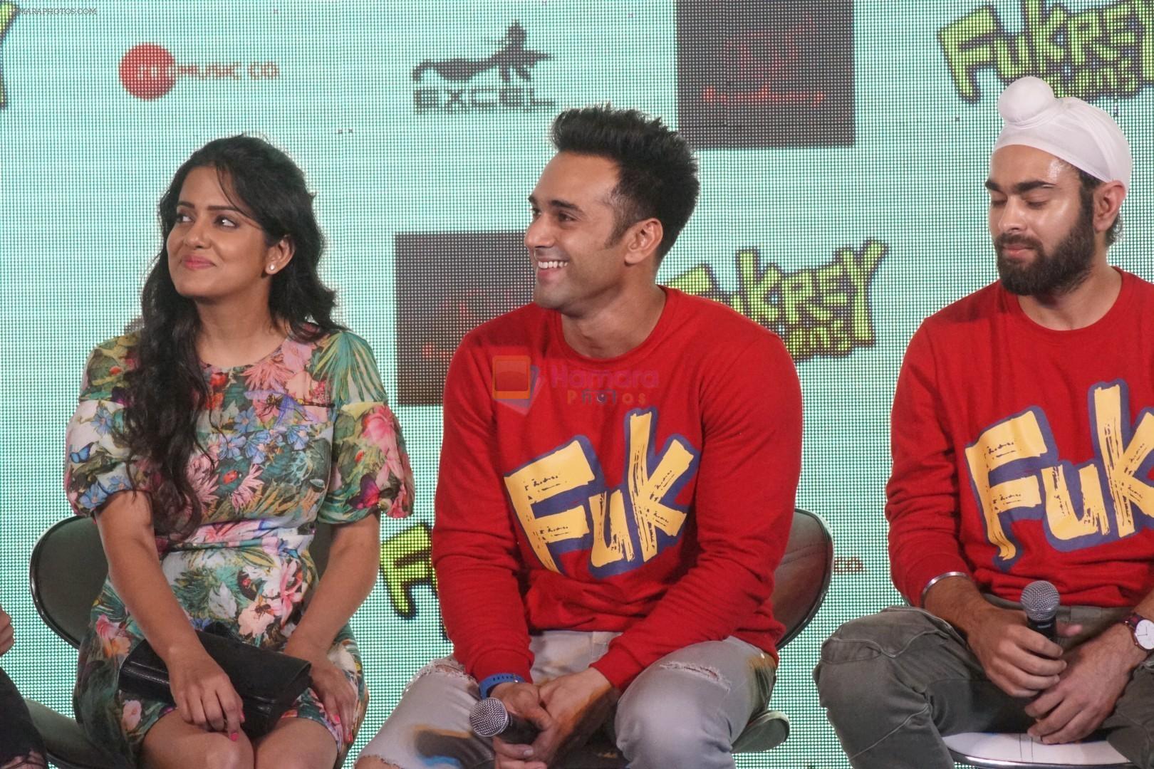 Manjot Singh, Vishakha Singh, Pulkit Samrat with Fukrey Team At Song Launch Of Film Fukrey Returns Mehbooba on 15th Nov 2017