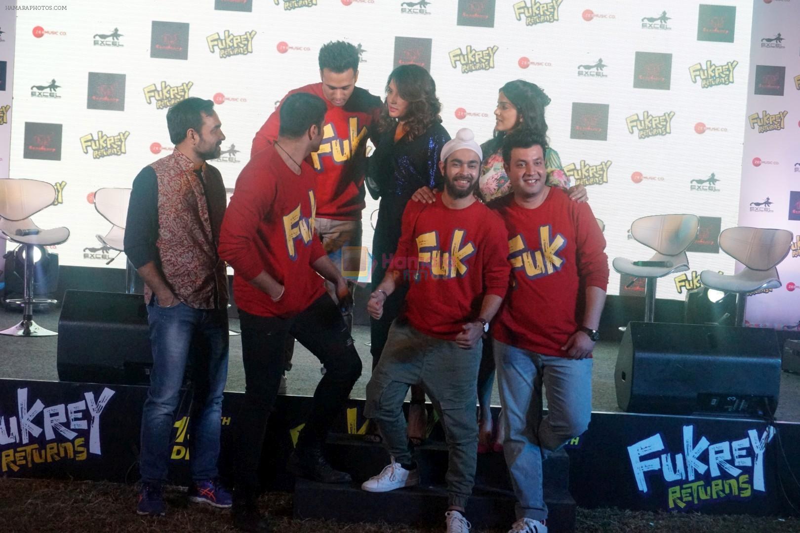 Manjot Singh, Vishakha Singh, Ali Fazal, Richa Chadda, Varun Sharma, Pankaj Tripathi, Pulkit Samrat with Fukrey Team At Song Launch Of Film Fukrey Returns Mehbooba on 15th Nov 2017