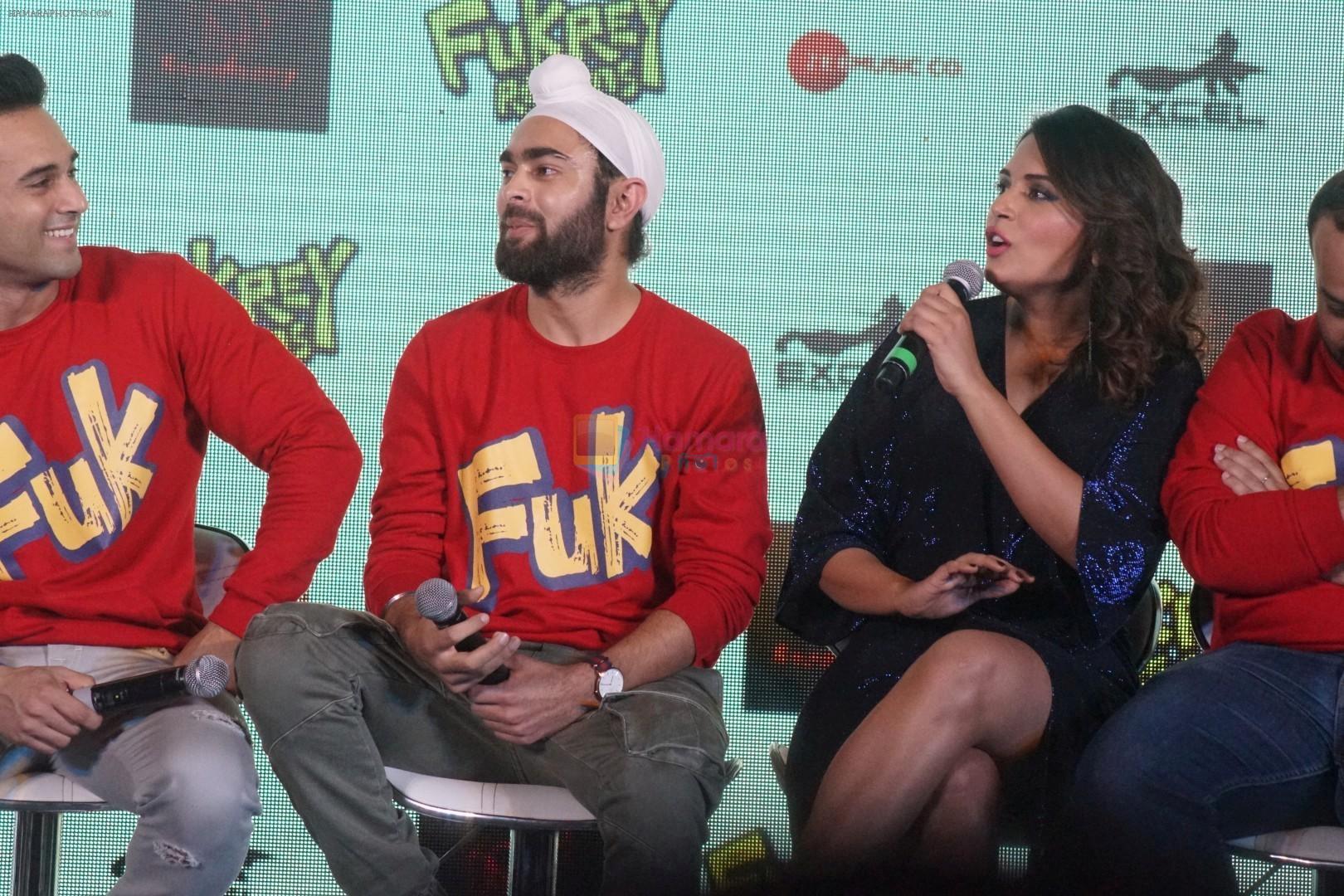 Richa Chadda, Pulkit Samrat, Manjot Singh with Fukrey Team At Song Launch Of Film Fukrey Returns Mehbooba on 15th Nov 2017