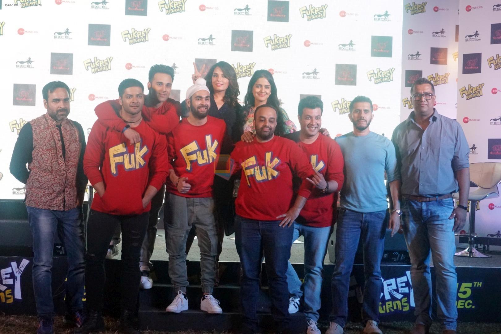 Manjot Singh, Vishakha Singh, Ali Fazal, Richa Chadda, Mrighdeep Singh Lamba, Varun Sharma, Pankaj Tripathi, Pulkit Samrat with Fukrey Team At Song Launch Of Film Fukrey Returns Mehbooba on 15th Nov 2017