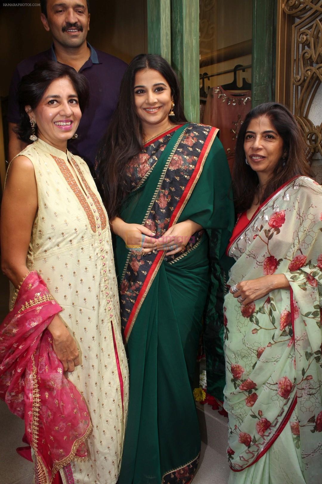 Vidya Balan at The Special Designer Sari Collection in Gopi Vaid Store on 16th Nov 2017