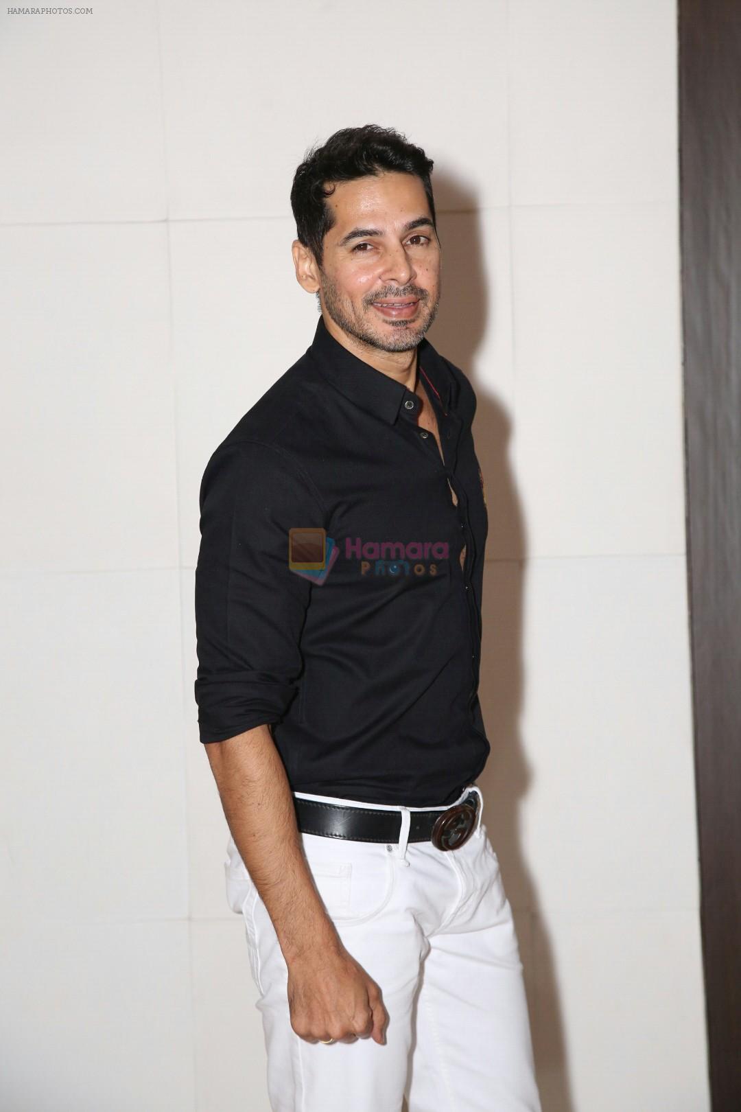 Dino Morea at a party for Ed Sheeran hosted by Farah Khan at her house on 19th Nov 2017