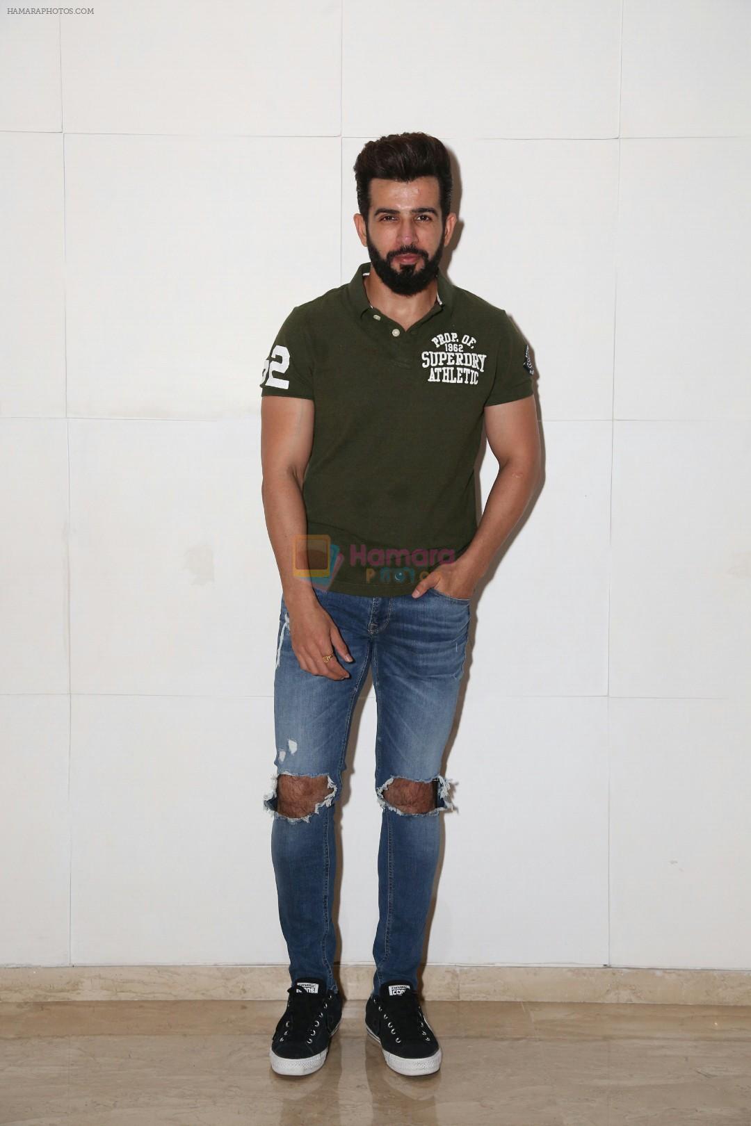 Jay Bhanushali at a party for Ed Sheeran hosted by Farah Khan at her house on 19th Nov 2017