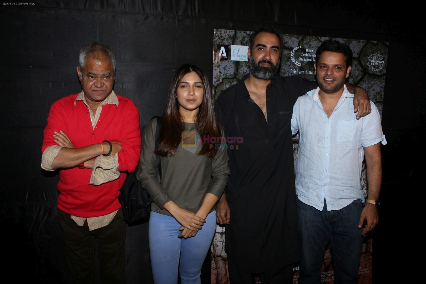 Bhumi Pednekar, Sanjay Misra, Ranvir Shorey at the Screening Of Kadvi Hawa on 23rd Nov 2017