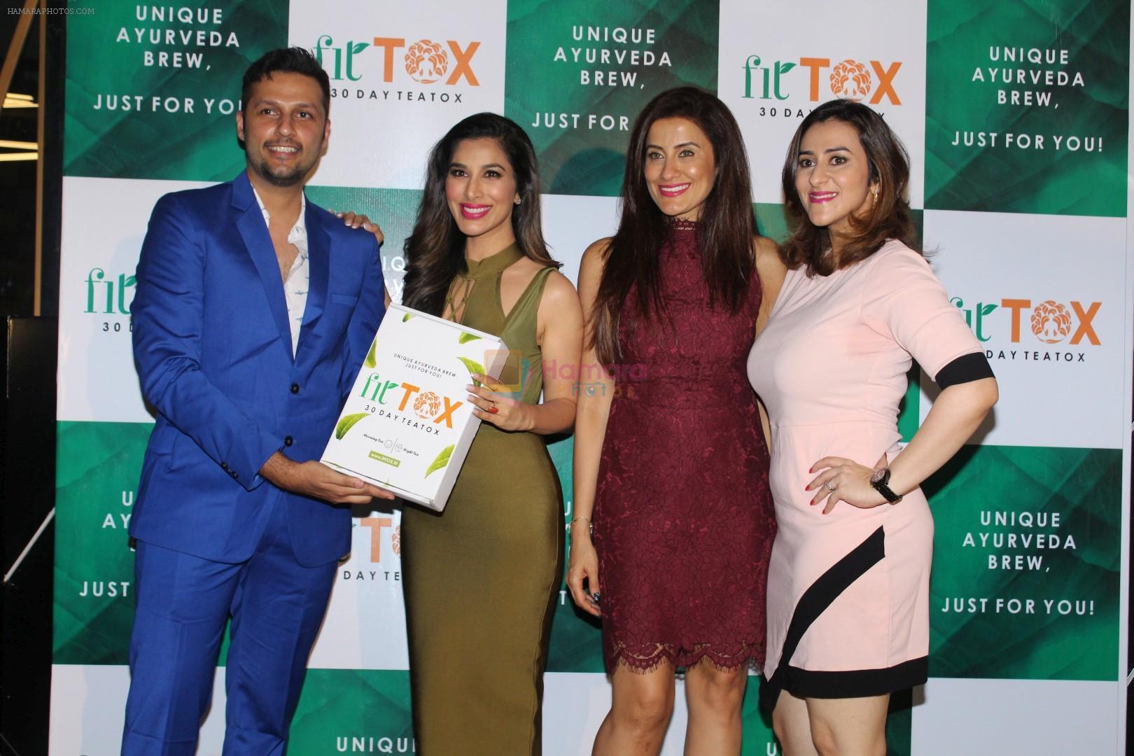 Sophie choudry Turned Entrepreneur And Launched Her Own Tea Brand, Fittox on 23rd Nov 2017