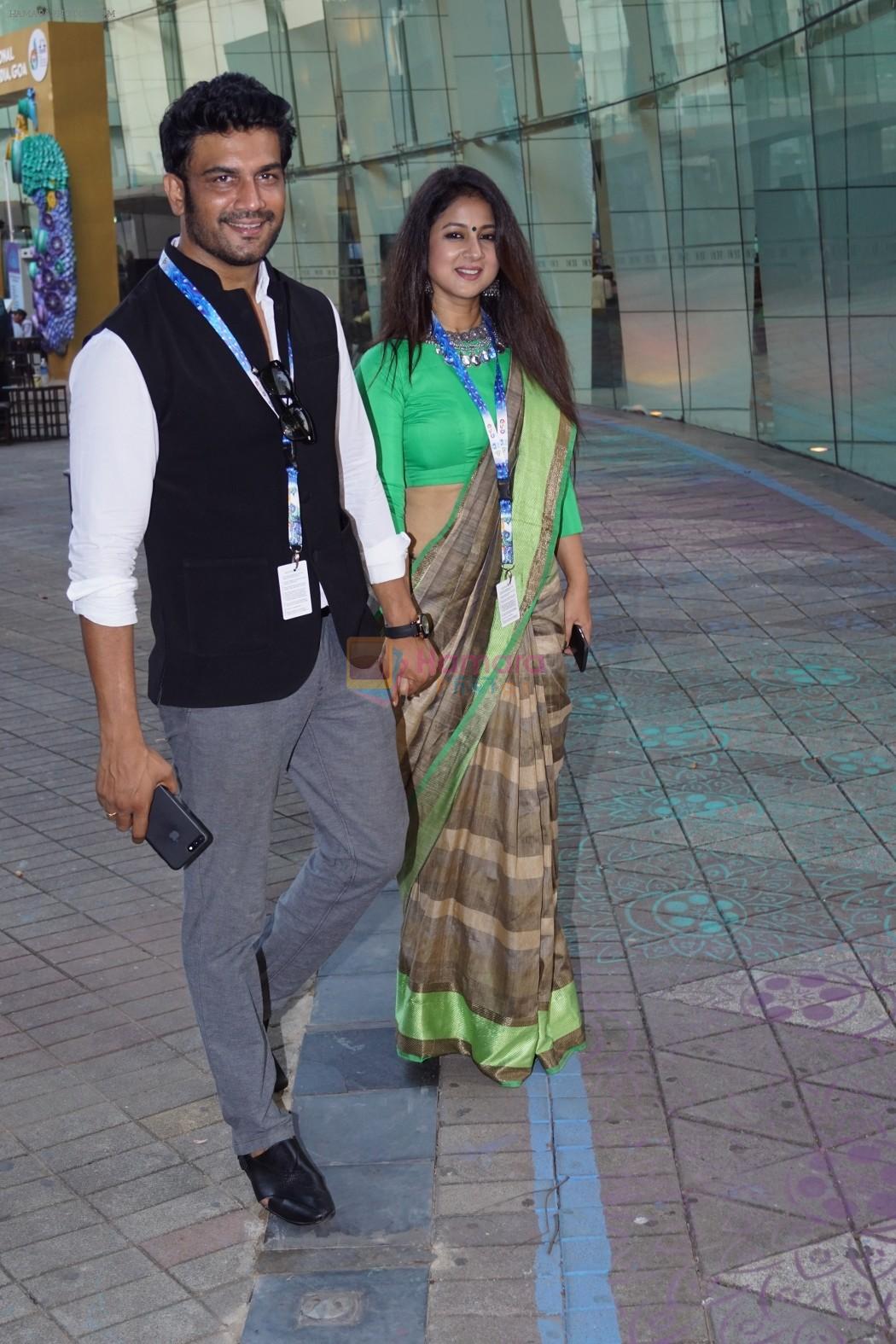 Sharad Kelkar with Wife At IFFI 2017 on 24th Nov 2017