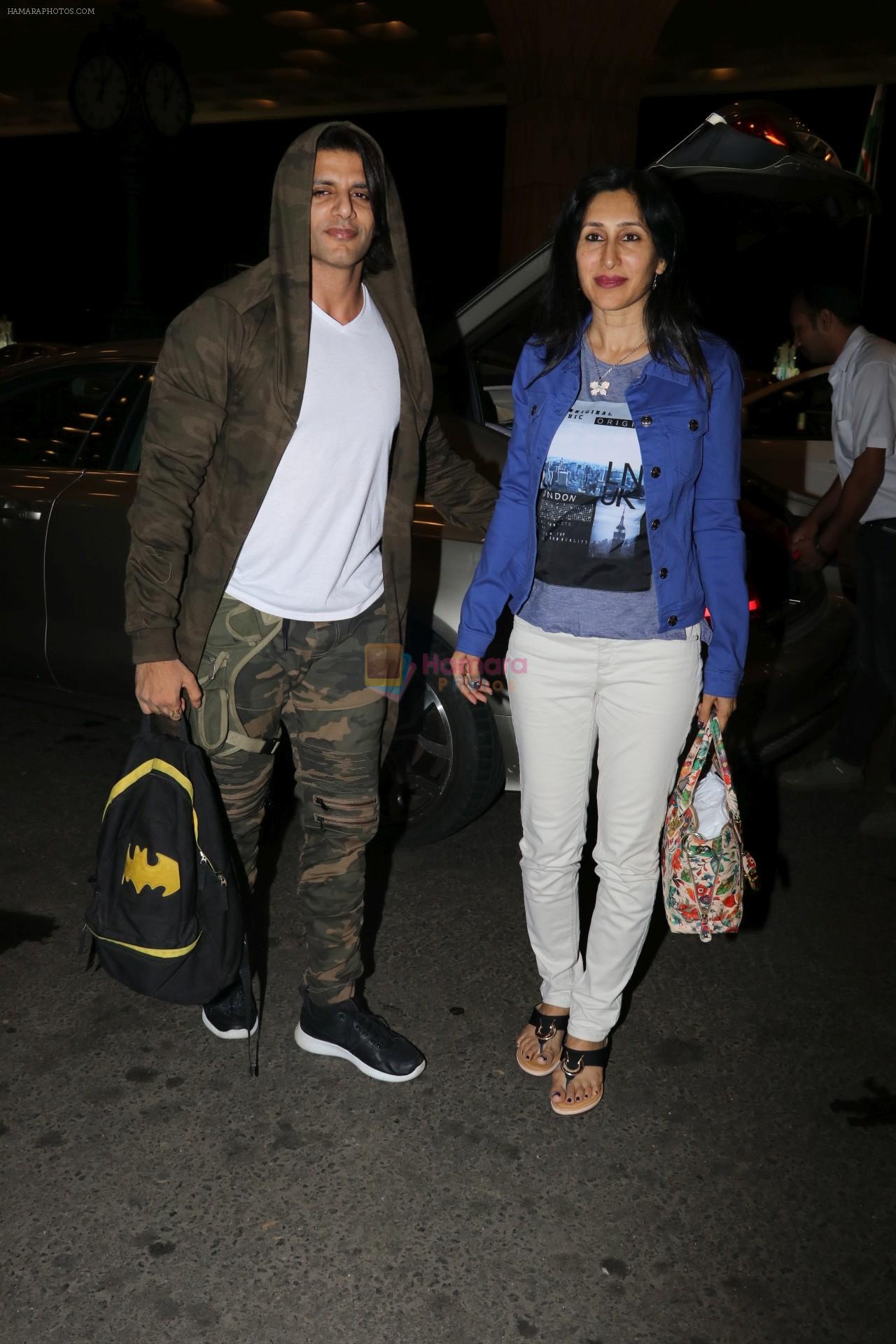 Karanvir Bohra With Wife Teejay Sidhu Spotted At Airport on 6th Dec 2017
