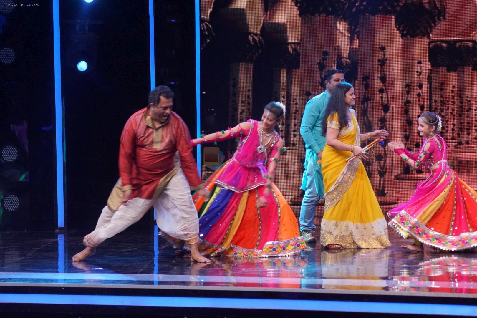 Anurag Basu, Shilpa Shetty on the sets of Super Dancer Chapter 2 on 11th Dec 2017