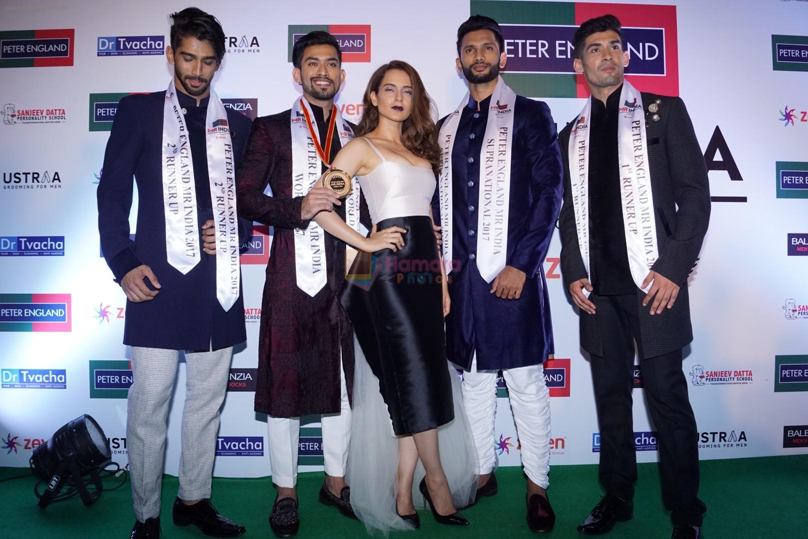 Kangana Ranaut at the Red Carpet Of Peter England Mr. India Finale on 14th Dec 2017