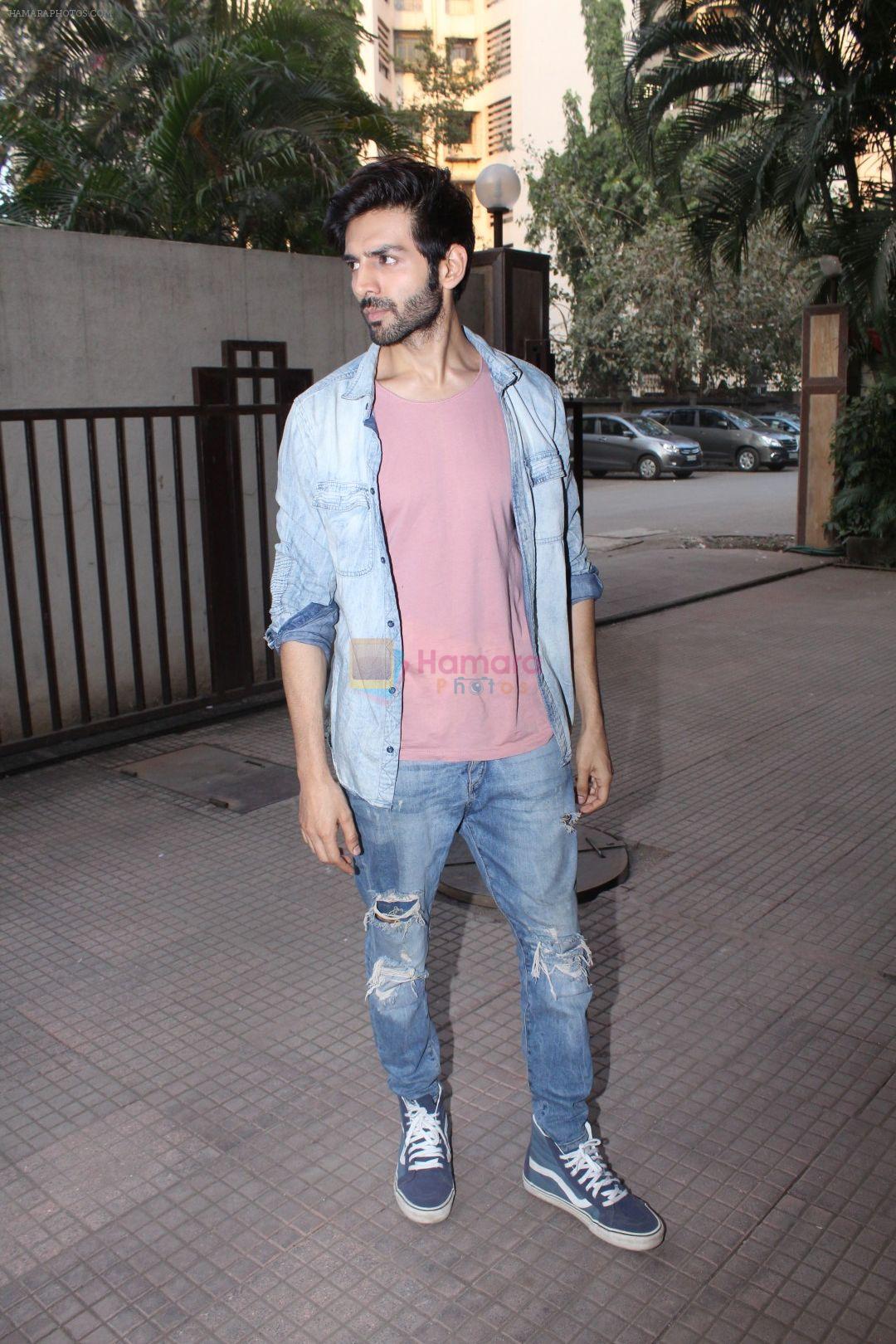 Kartik Aaryan at Christmas And New Year Celebration on 23rd Dec 2017