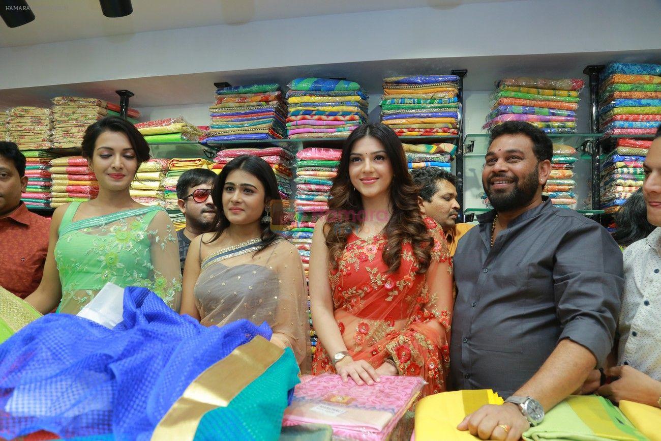 Catherine Tresa, Mehareen, Shalini Pandey launch KLM Fashion Mall at Vizag on 25th Dec 2017