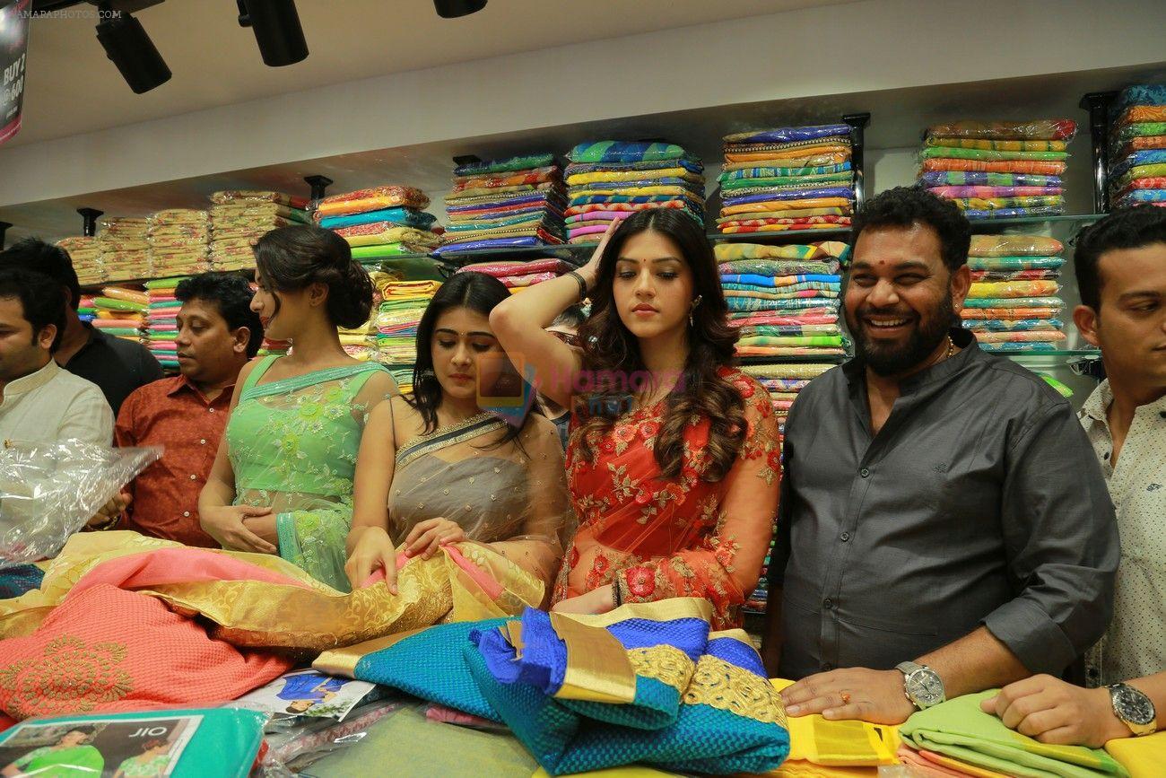 Catherine Tresa, Mehareen, Shalini Pandey launch KLM Fashion Mall at Vizag on 25th Dec 2017