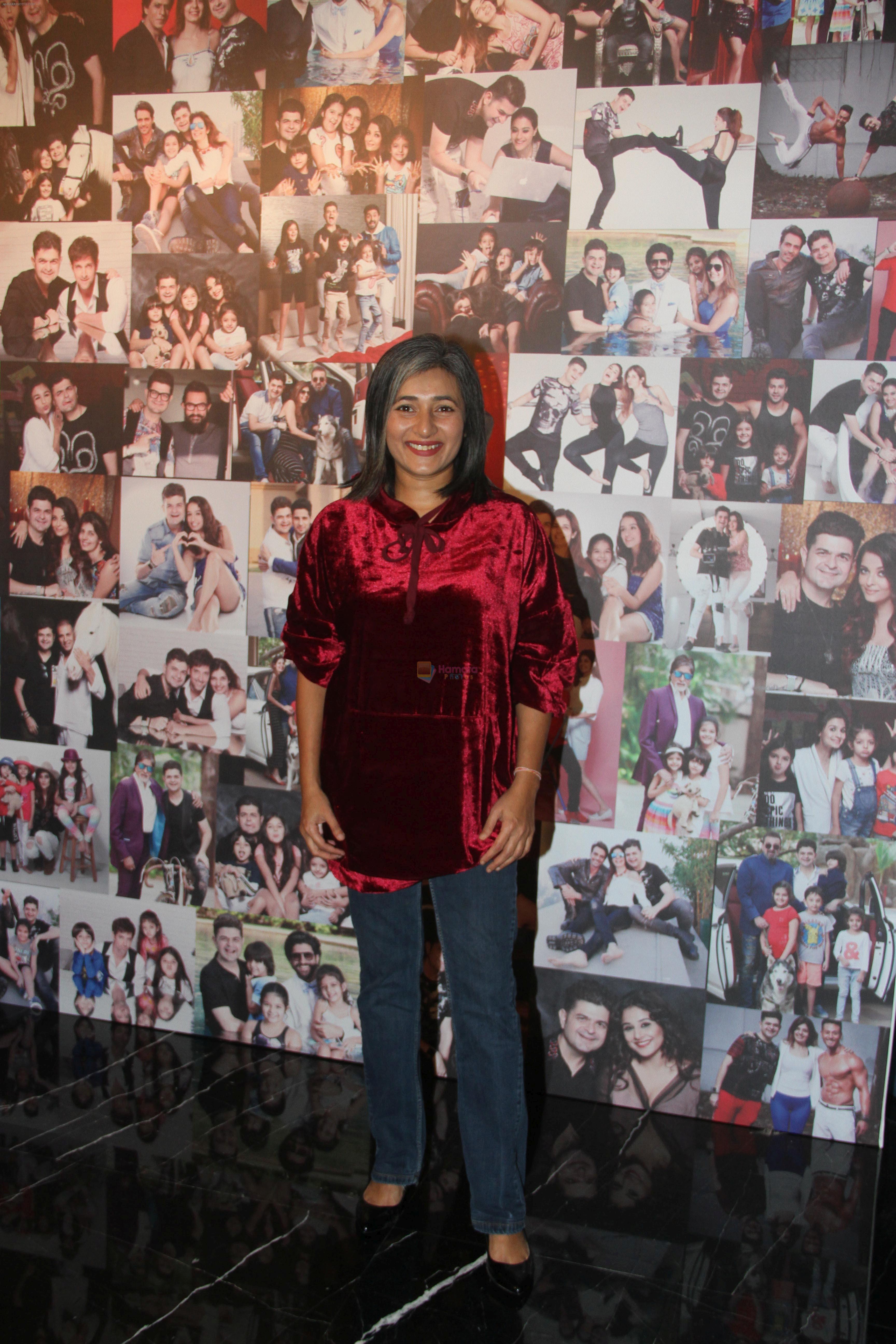 at the Launch Of Dabboo Ratnani Calendar 2018 on 17th Jan 2018