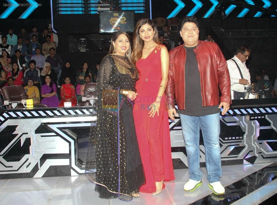 Shilpa Shetty, Sajid Khan, Geeta Kapoor at Super Dancer Show On Location on 22nd Jan 2018