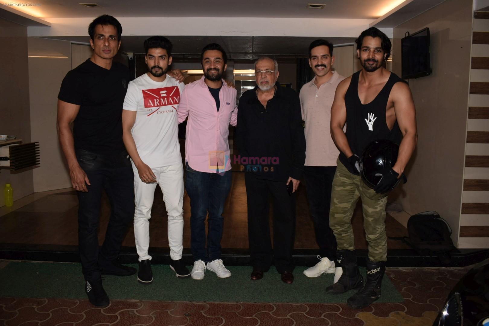 Sonu Sood,  Siddhanth Kapoor, Gurmeet Choudhary, Luv Sinha, Harshvardhan Rane, J.P. Dutta at Wrapup party of Film Paltan in Sonu Sood's house on 29th Jan 2018