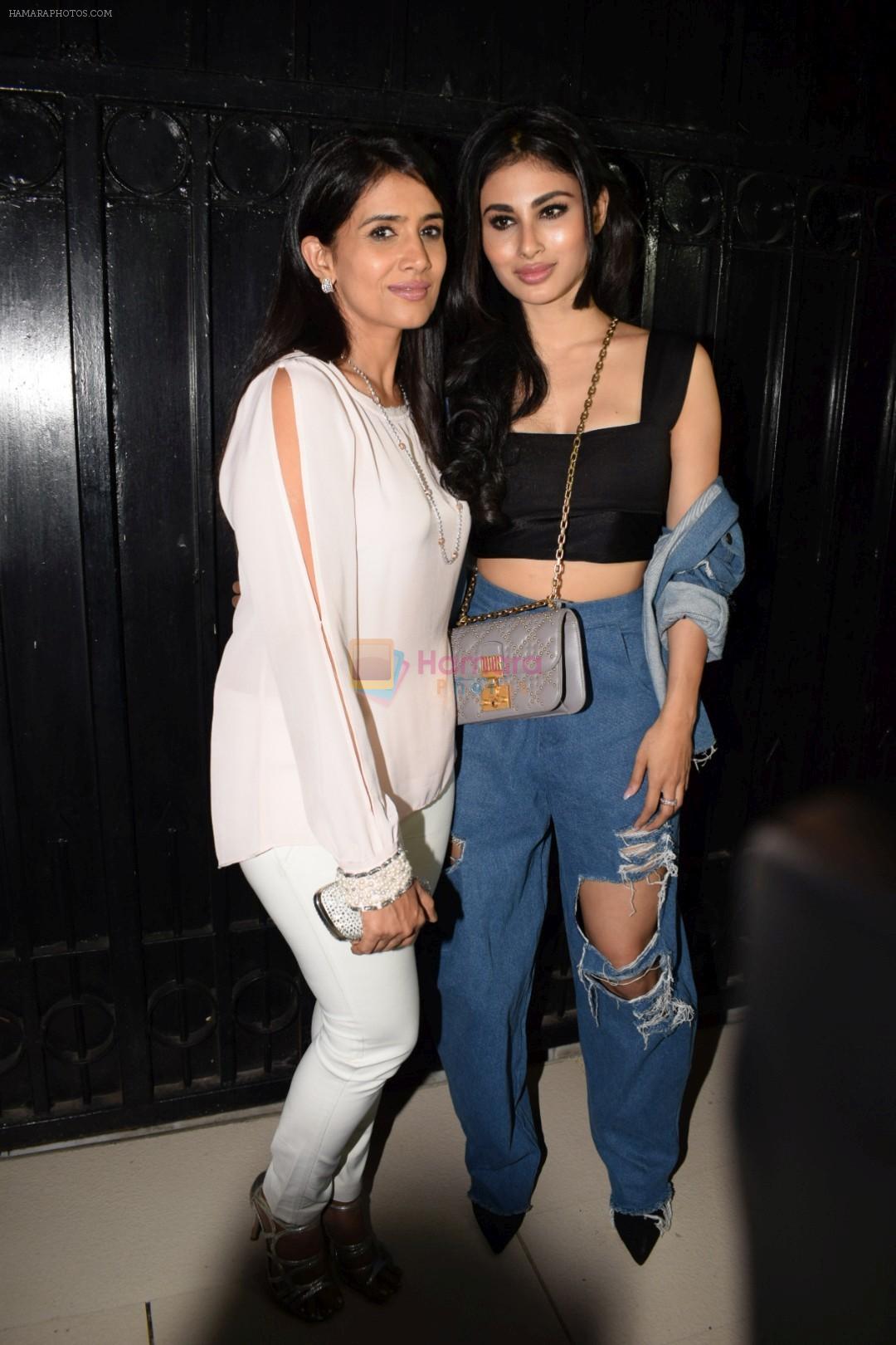 Sonali Kulkarni, Mouni Roy at Ekta Kapoor's party at her juhu home on 29th Jan 2018