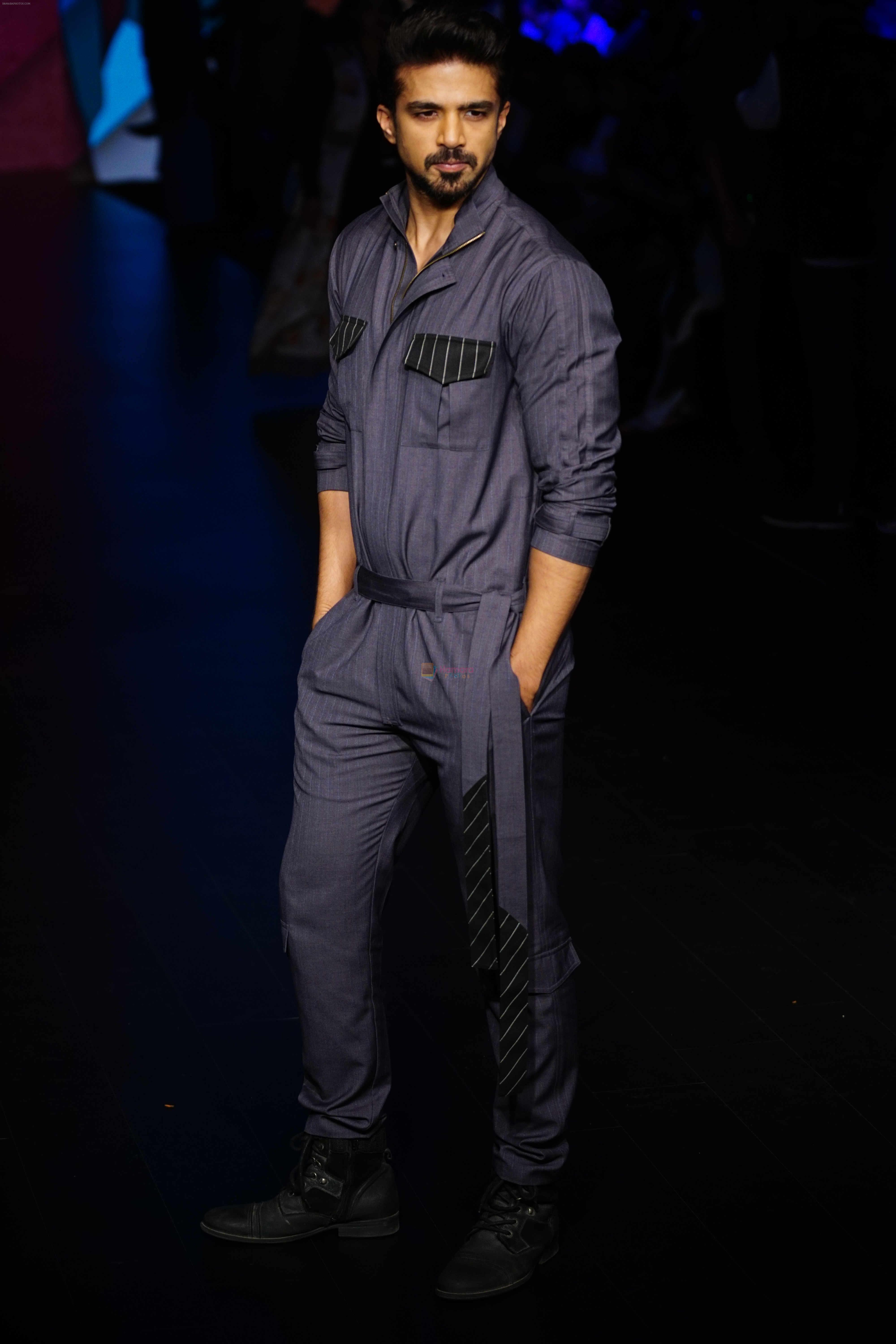 Saqib Saleem at Lakme Fashion Week 2018 on 31st Jan 2018