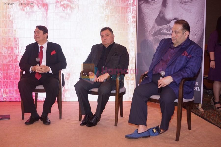 Randhir Kapoor, Rishi Kapoor, Rajiv Kapoor at The Raj Kapoor Awards For Excellence In Entertainment on 14th Feb 2018