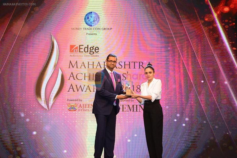 Amruta Khanvilkar at ET Edge Maharashtra Achievers Awards 2018