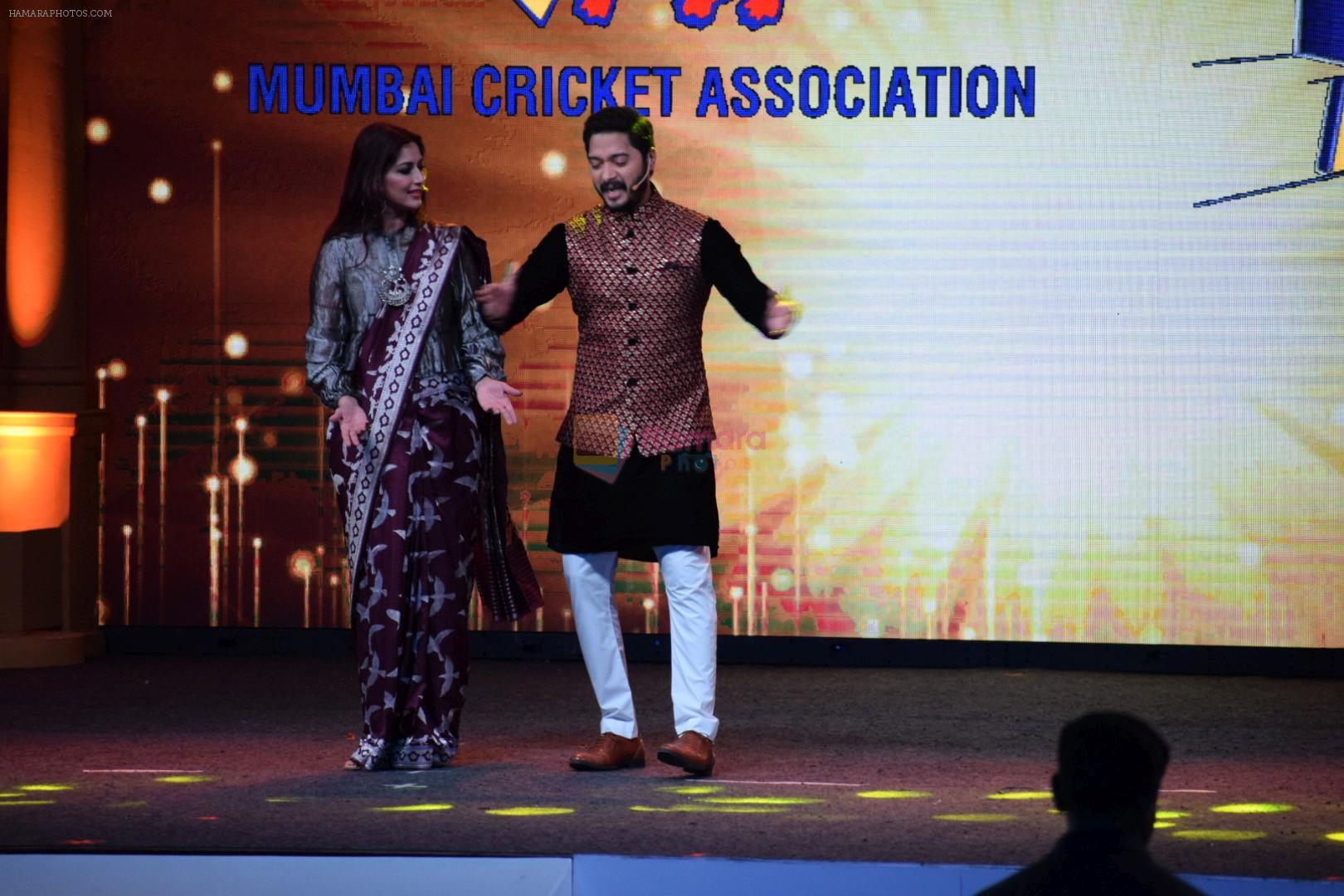 Sonali Bendre, Shreyas Talpade at the Opening Ceremony Of T20 Mumbai Cricket League on 10th March 2018