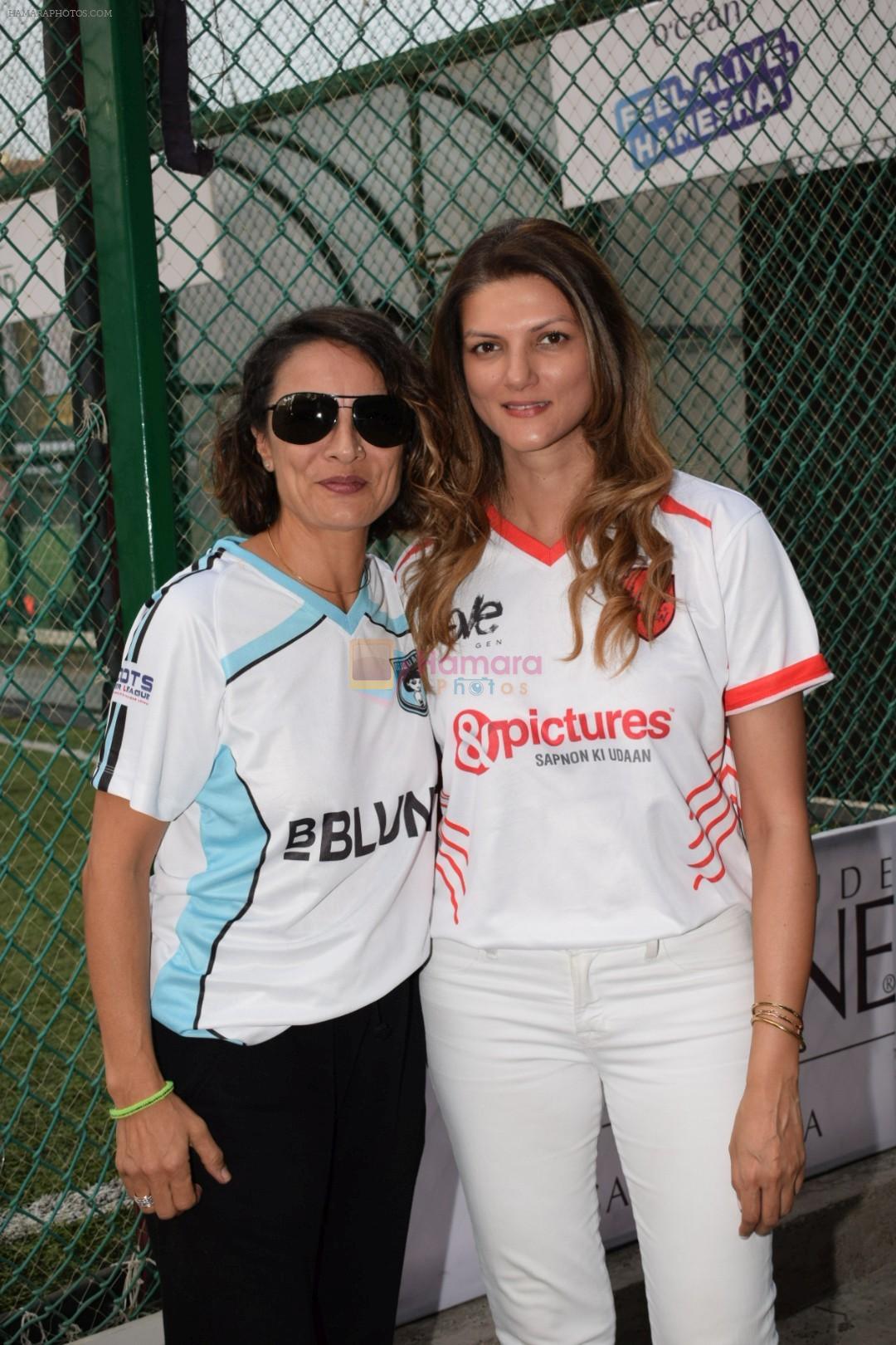 Nandita Mahtani, Adhuna Akhtar at Roots Premiere League Spring Season 2018 For Amateur Football In India on 14th March 2018