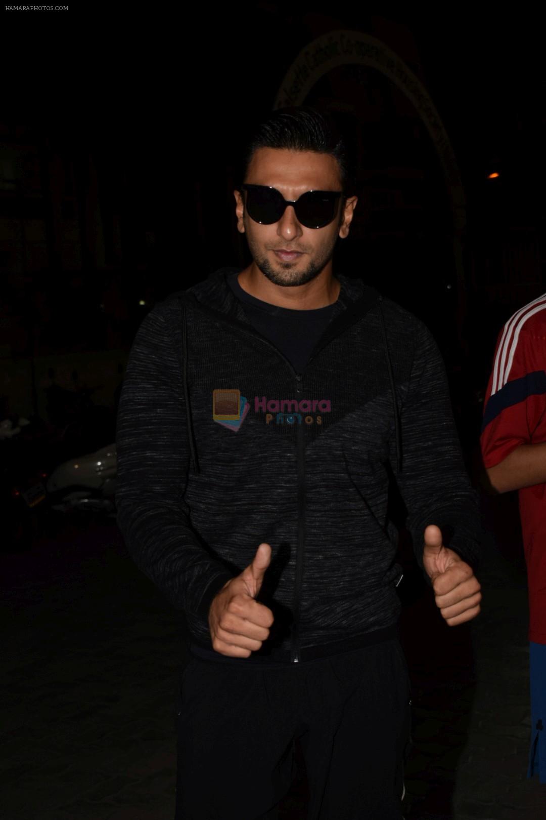 Ranveer Singh at Roots Premiere League Spring Season 2018 For Amateur Football In India on 14th March 2018