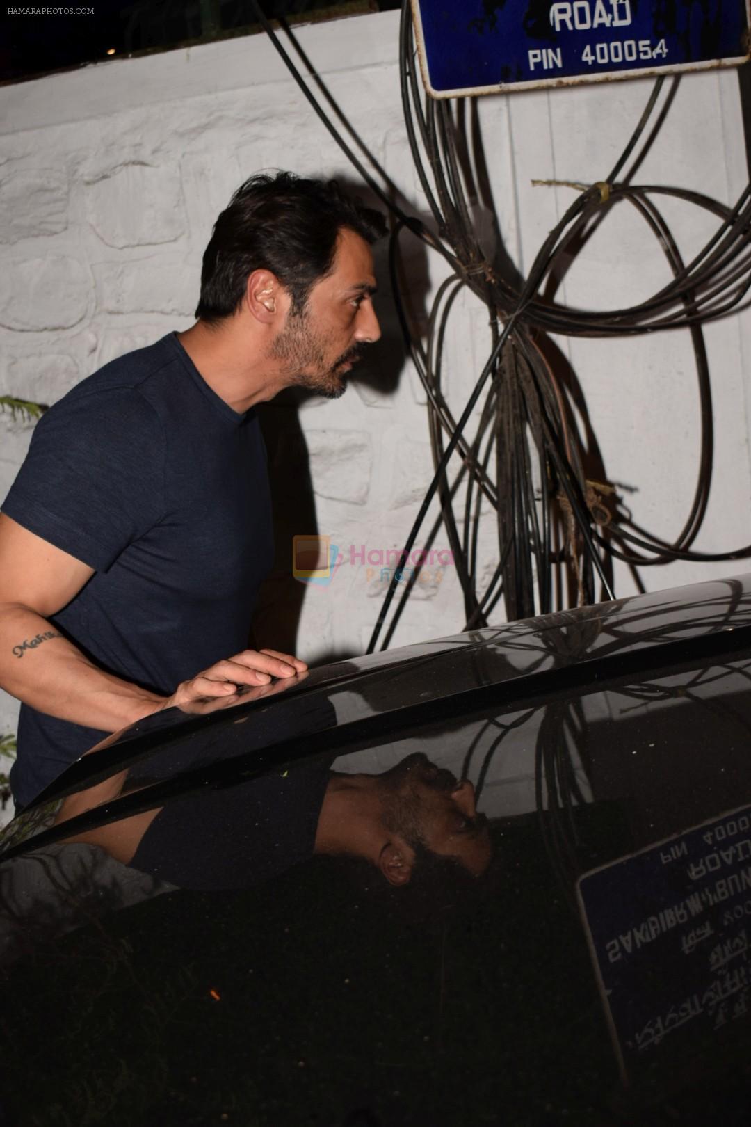 Arjun Rampal Spotted Korner House on 19th March 2018