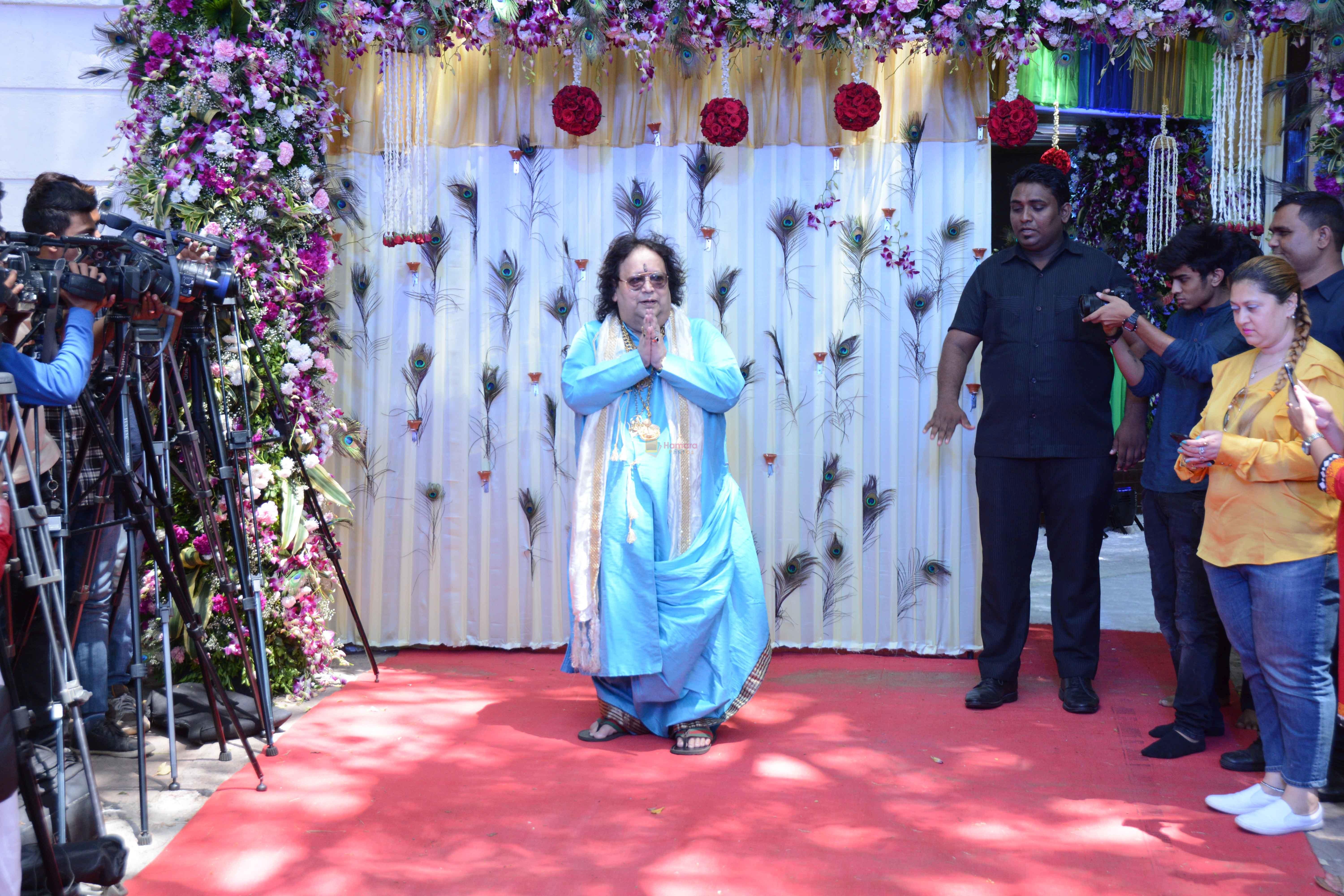 Bappi Lahiri at The auspicious occasion of Annaprasanna on 22nd March 2018