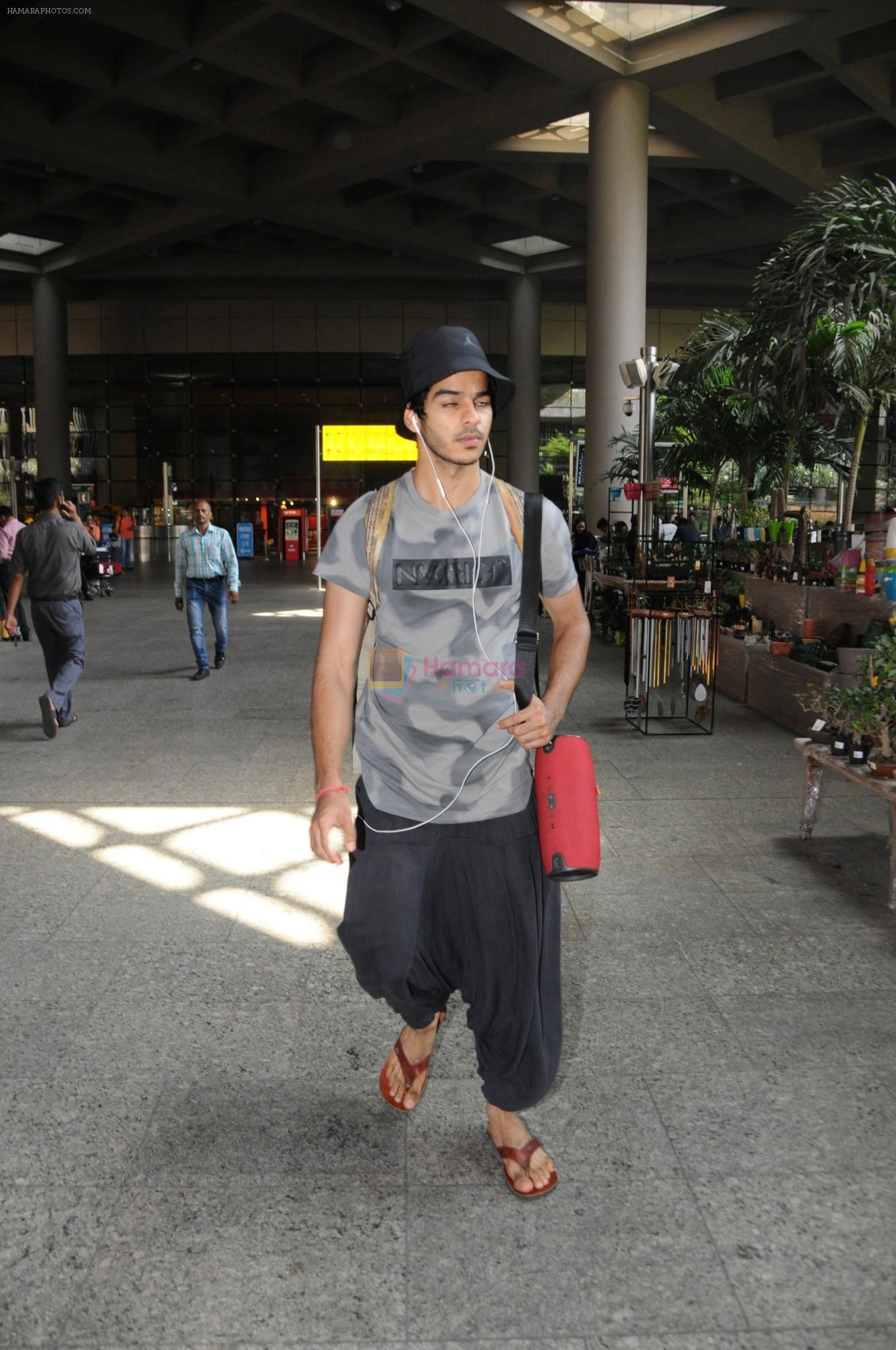 Ishaan Khatter Spotted At Airport on 27th March 2018