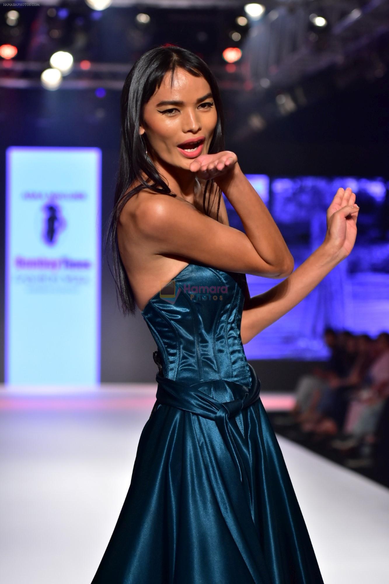 Model walk the ramp at Bombay Times Fashion Week in Mumbai on 30th ...