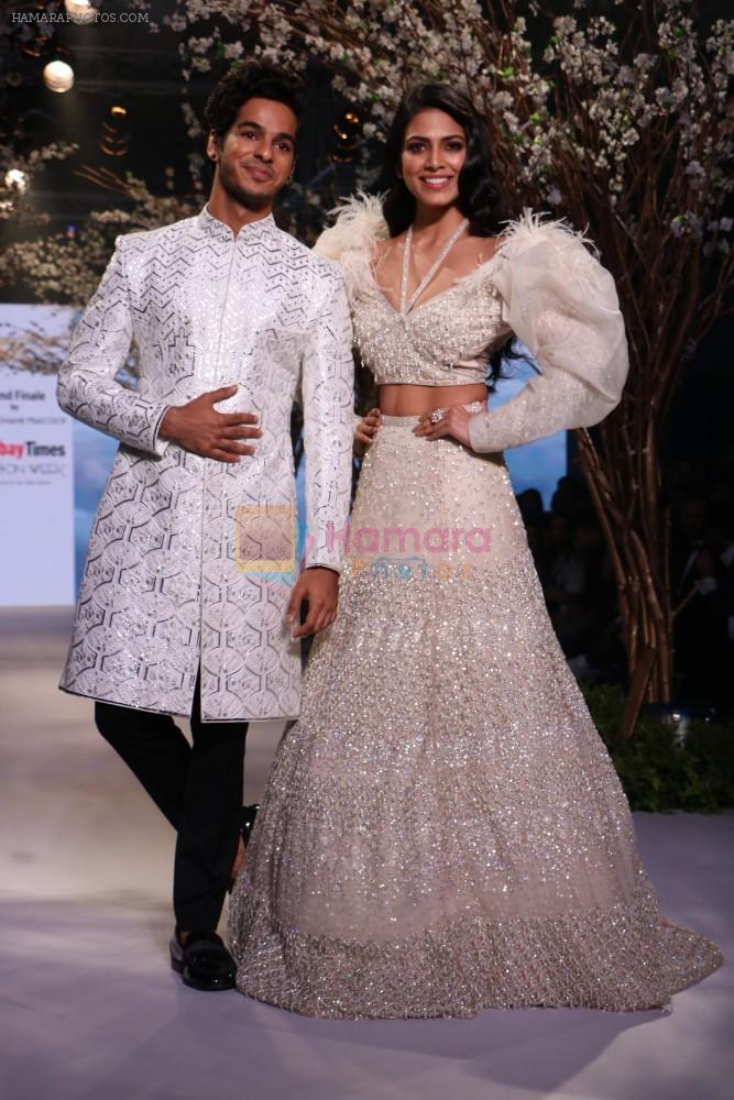 Ishan Khattar, Malavika Mohanan Showstopper For Designer Falguni and Shane Peacock At Bombay Times Fashion Week on 1st April 2018