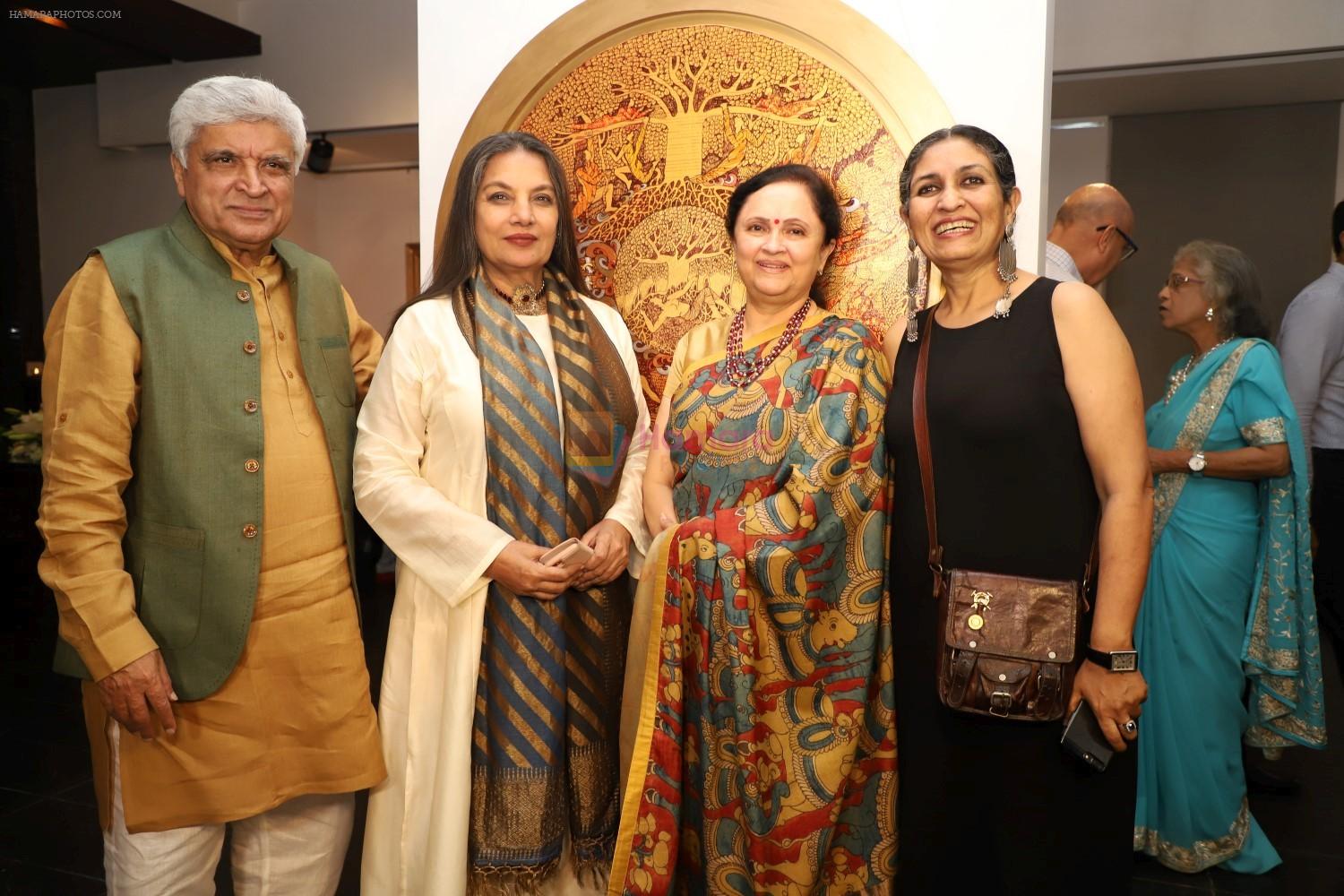 Javed Akhtar, Shabana Azmi, Kalpana Shah and Seema Kohli at the inauguration of Seema Kohli Art Show What A Body Remembers on 6th April 2018