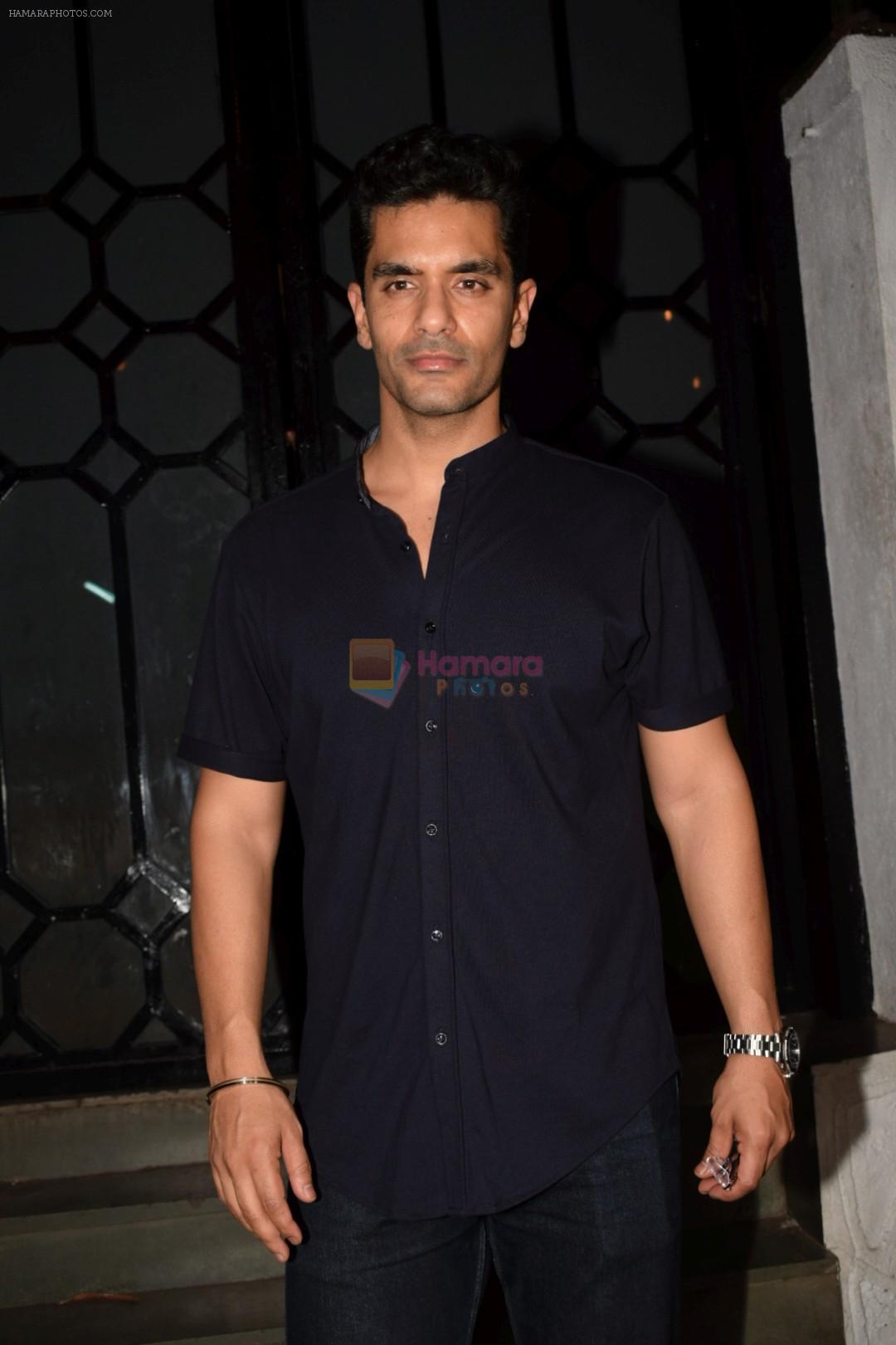 Angad Bedi at Gourav Kapoor Birthday Party in Corner House on 12th April 2018