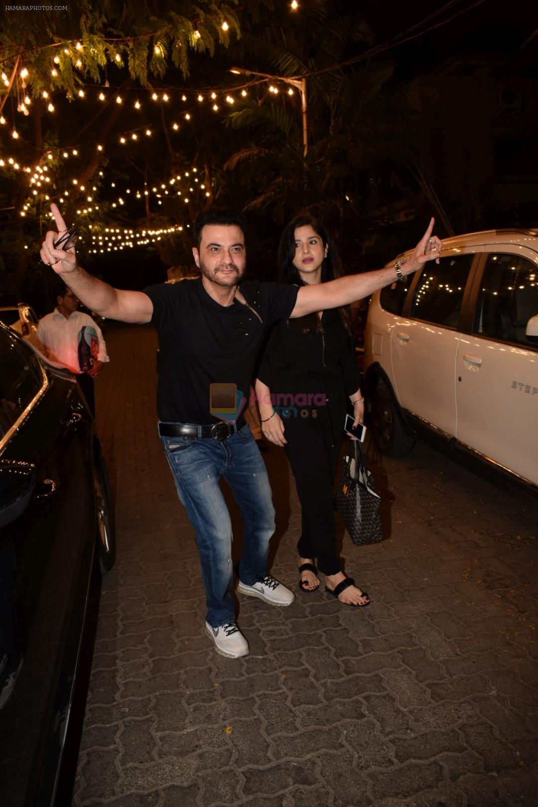 Sanjay Kapoor spotted at Anil Kapoor's house in juhu, mumbai on 5th May 2018
