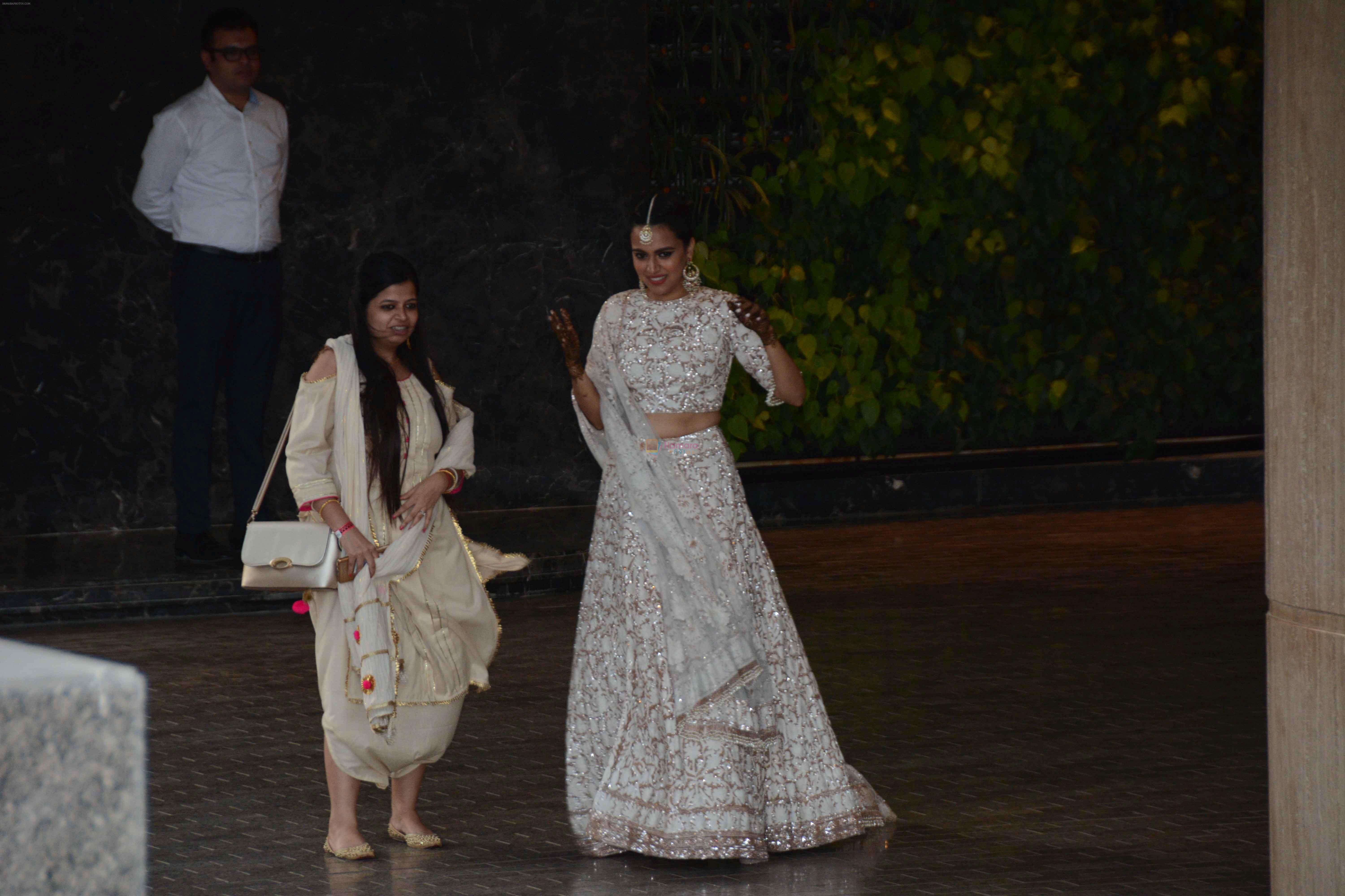 Swara Bhaskar at Sonam Kapoor's Sangeet n Mehndi at bkc in mumbai on 7th May 2018