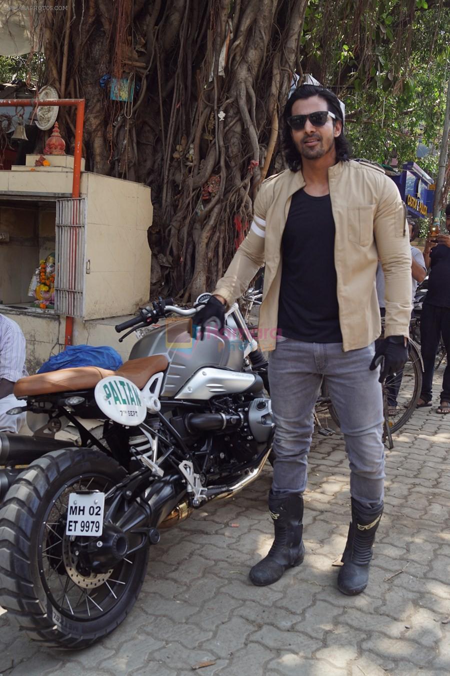 Harshvardhan Rane with Paltan team at olive bar on 6th May 2018