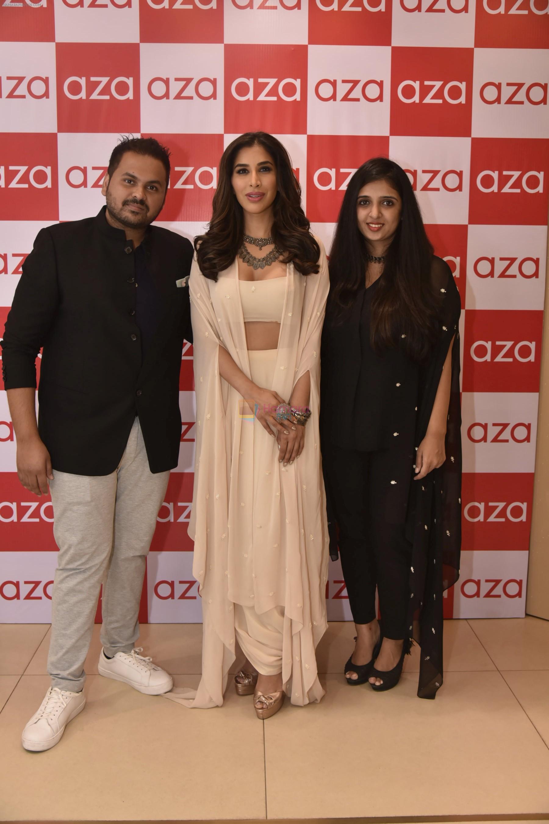 Sophie Chaudary for Designer Sonam and Paras Modi of SVA at AZA, Juhu -The Holiday Edit