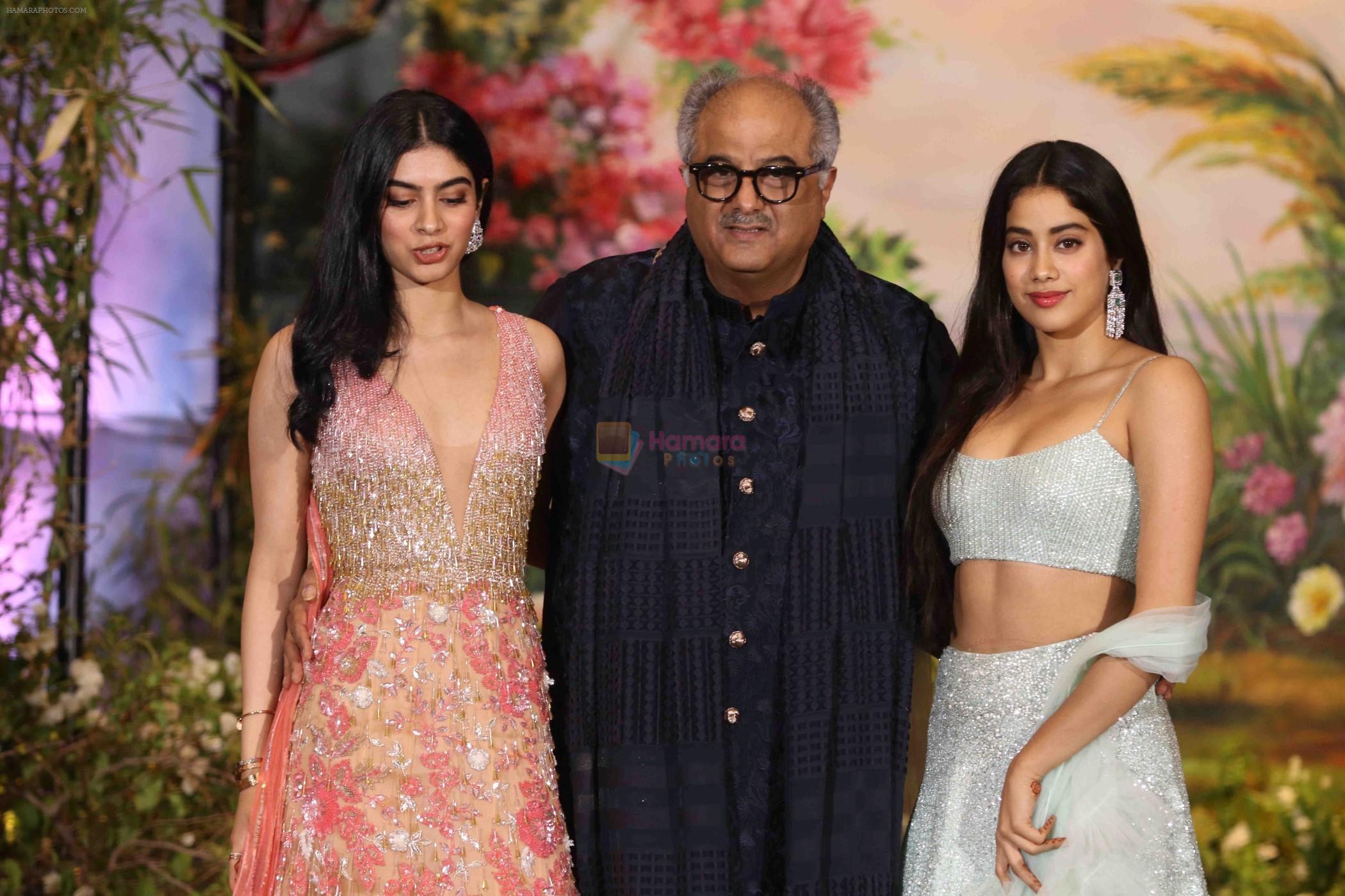 Janhvi Kapoor, Khushi Kapoor, Boney Kapoor at Sonam Kapoor and Anand Ahuja's Wedding Reception on 8th May 2018
