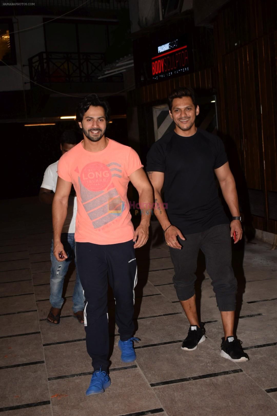 Varun Dhawan spotted at gym in juhu on 22nd May 2018