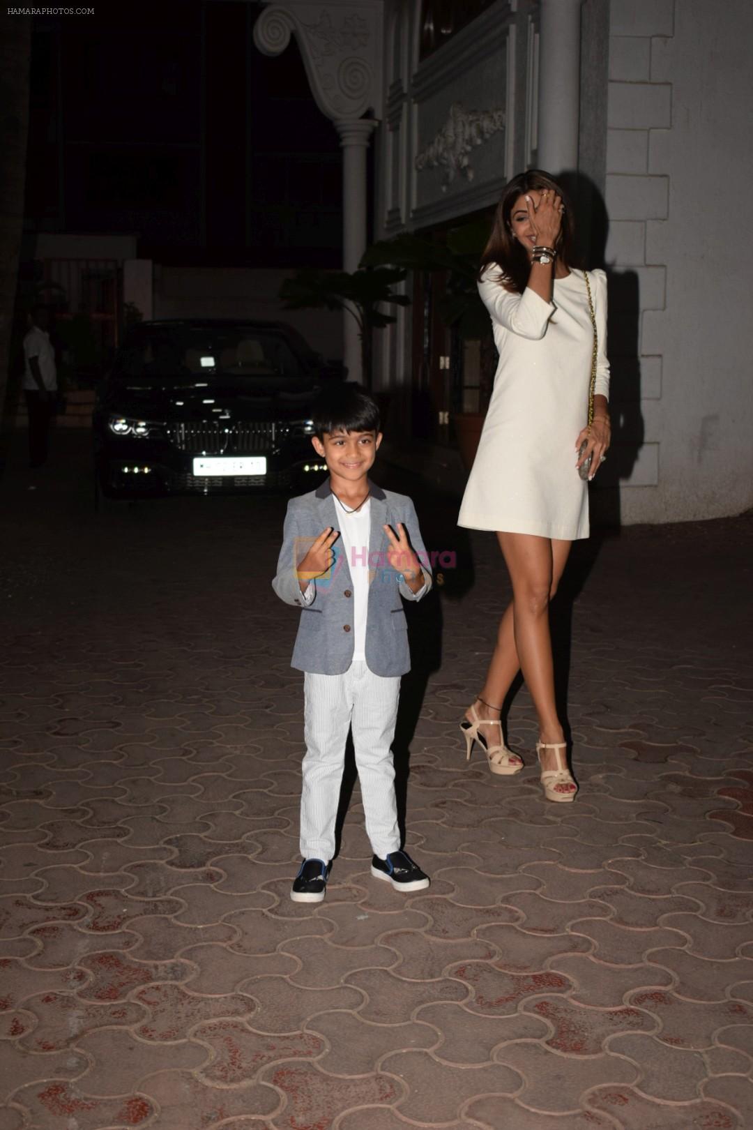 Shilpa Shetty, Raj Kundra & Viaan snapped as they go out for dinner on Viaan's birthday at juhu on 20th May 2018