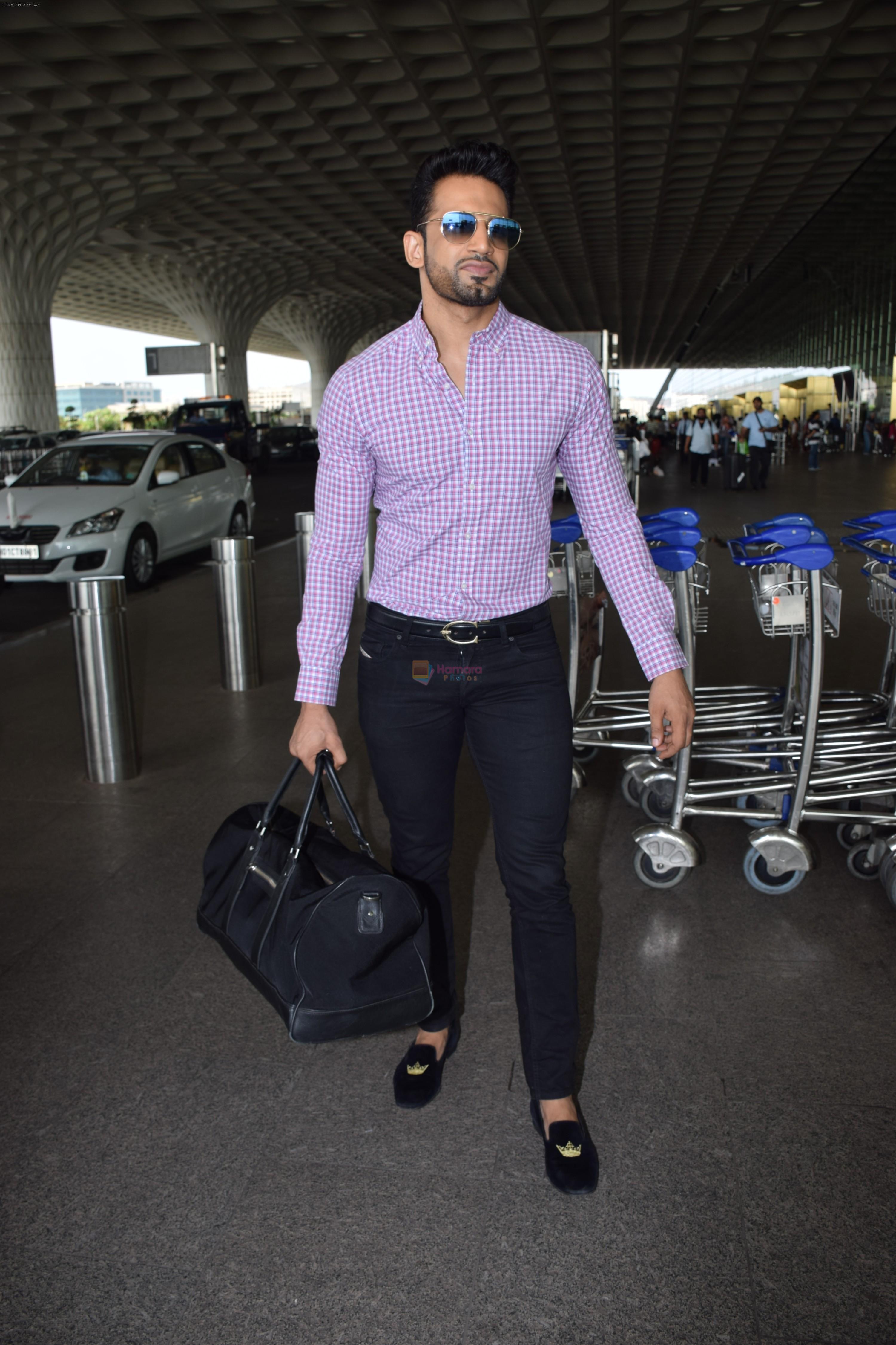 Upen Patel Spotted At Airport on 4th June 2018