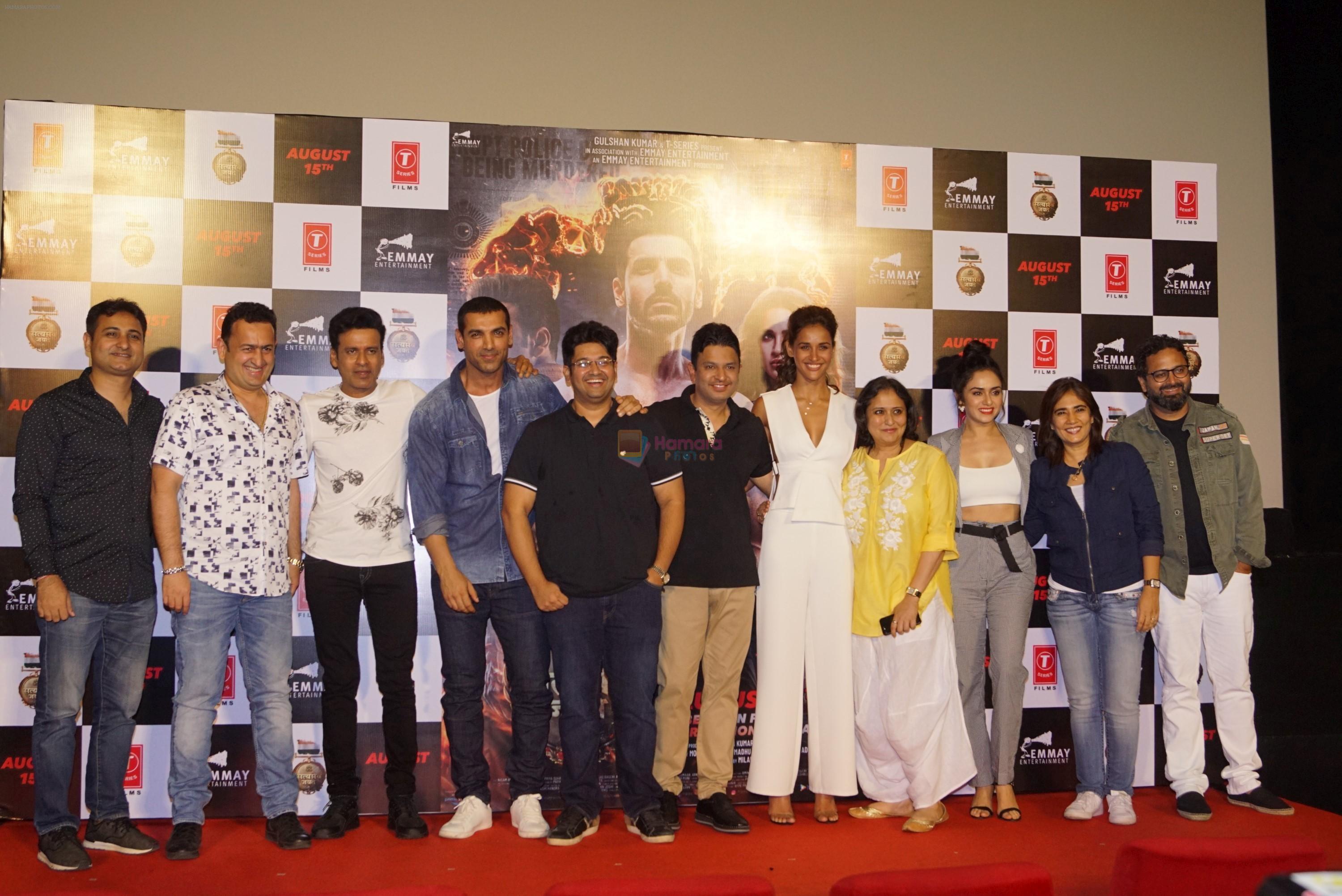 John Abraham, Manoj Bajpayee, Amruta Khanvilkar, Aisha Sharma, Bhushan Kumar, Nikkhil Advani, Milap Milan Zaveri at the Trailer Launch Of flim Satyameva Jayate on 27th June 2018